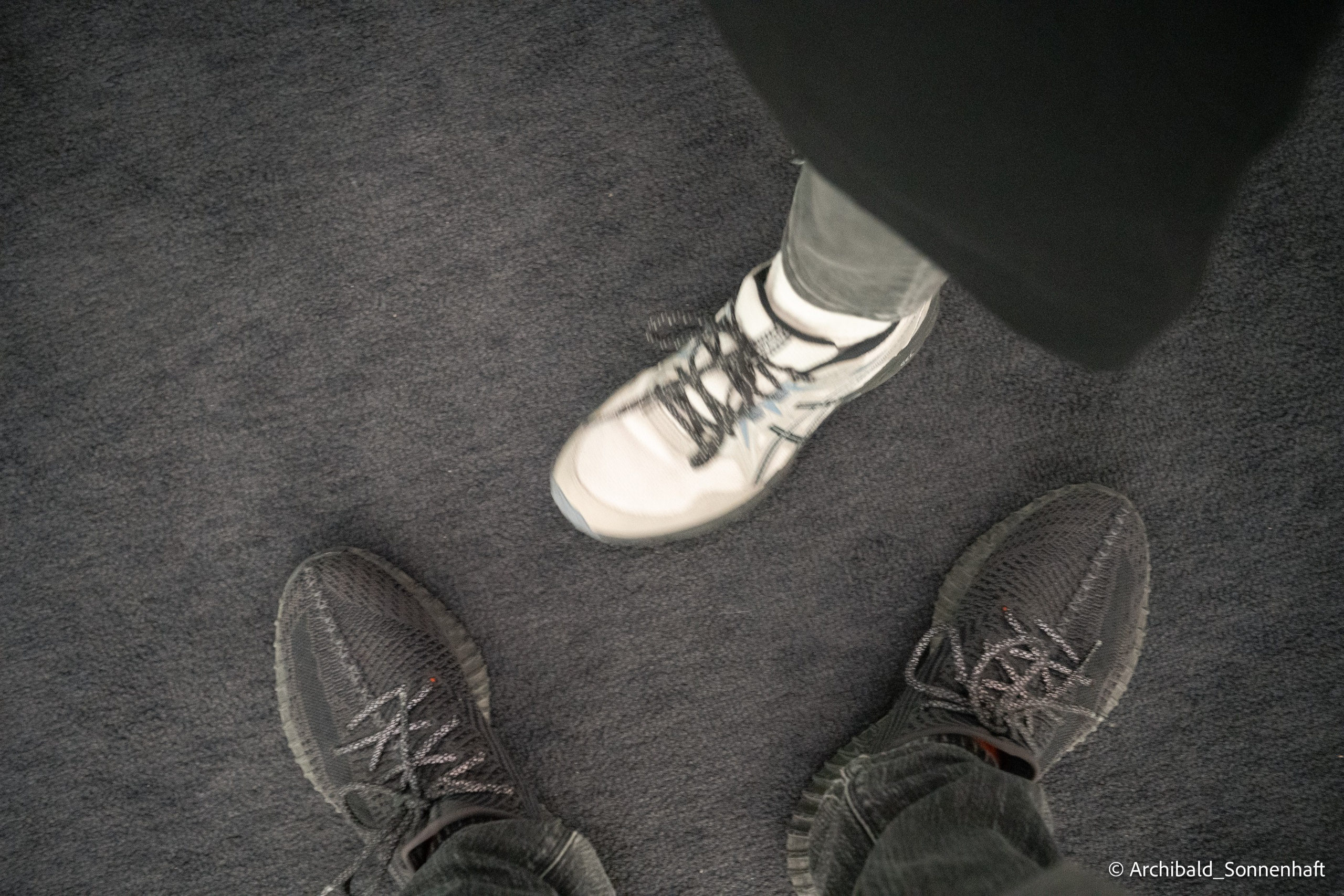 Walking in GZ, sunday. Photographer in Guangzhou, China. Archibald Sonnenhaft