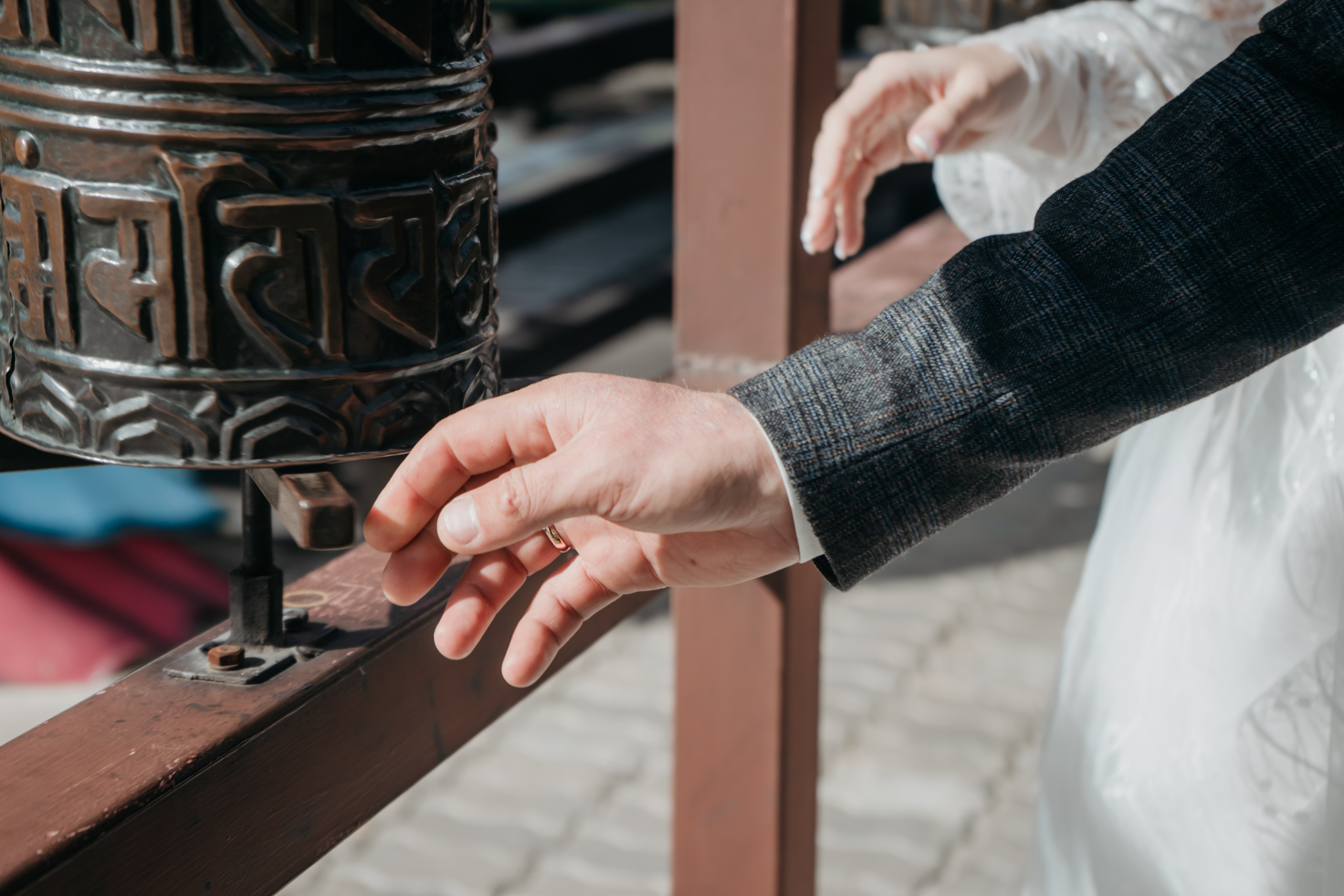Свадебный фотографии с прогулки в окрестностях Улан-Удэ. Фотограф в Улан-Удэ. Свадебный фотограф в Улан-Удэ