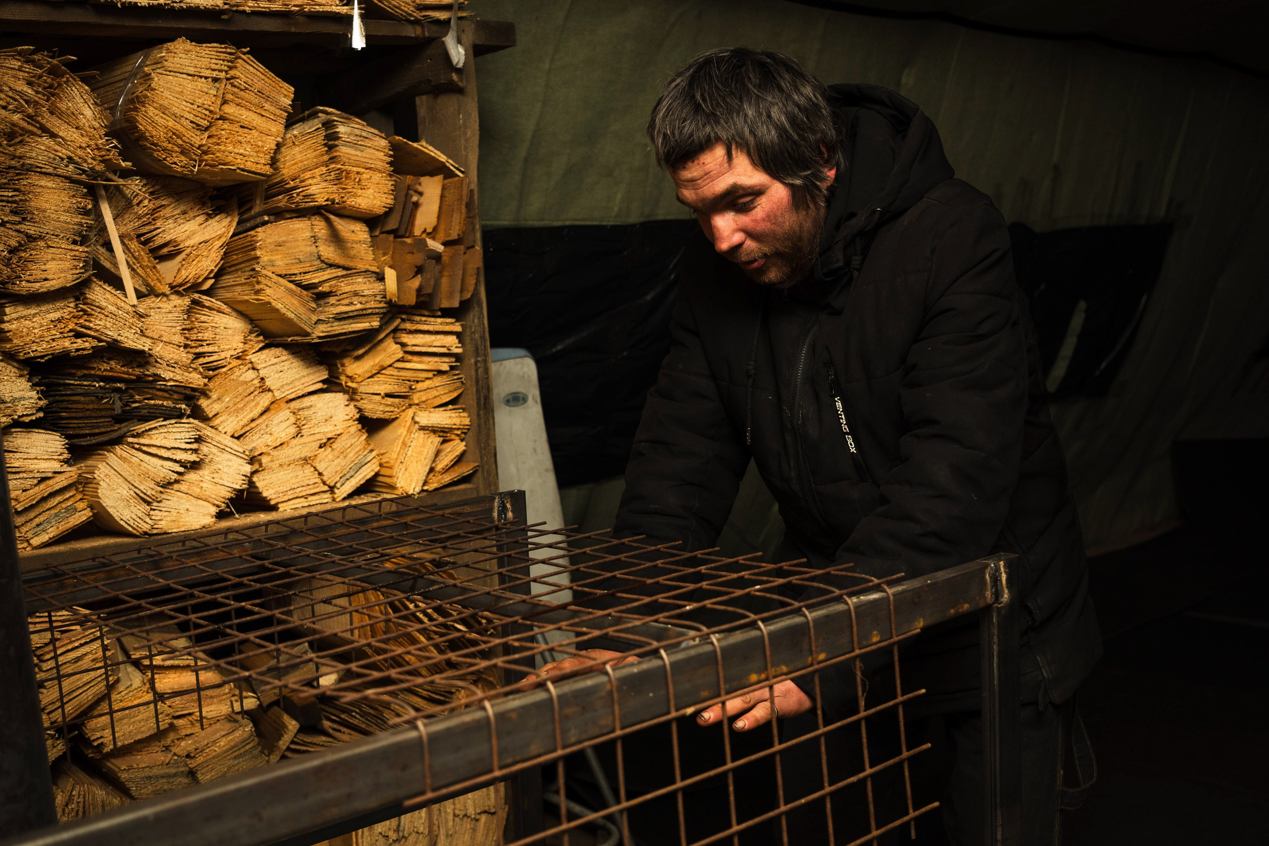 Репортажная съемка. «Ночлежка». Пункт обогрева; Неравнодуш. Репортажный фотограф в СПб