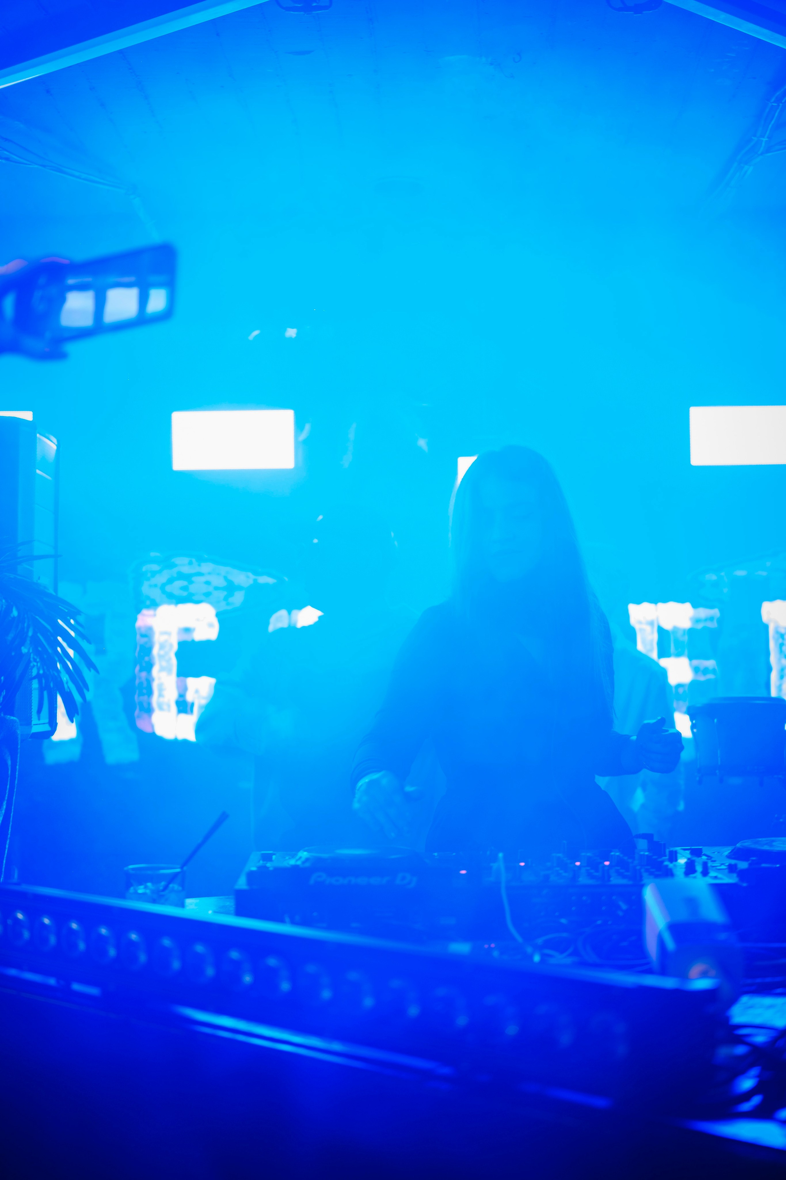 Embargo 2/03. Главная