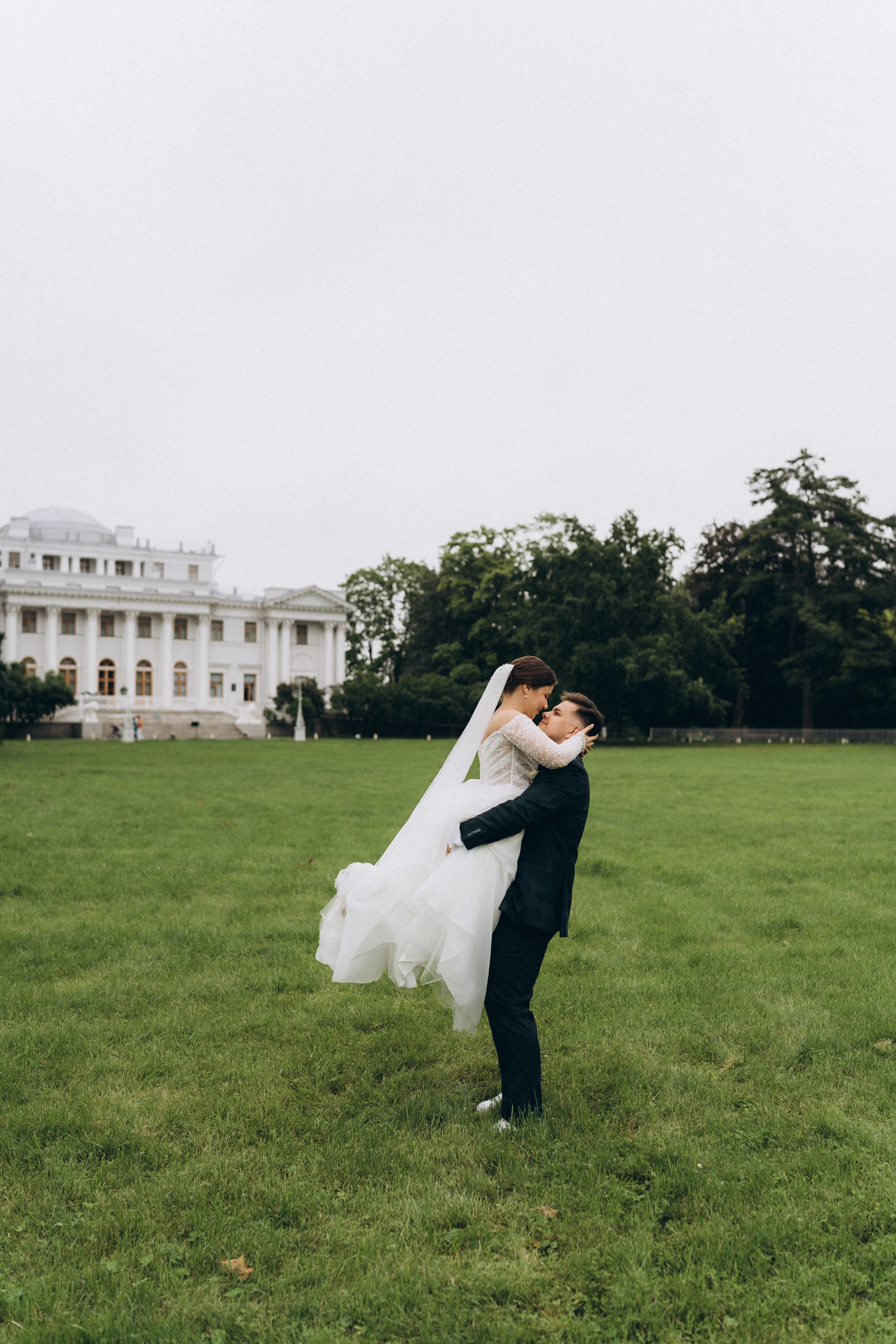 Летняя история любви (Приморский загс + Елагин остров). Фотограф в Санкт-Петербурге — Лучина Екатерина