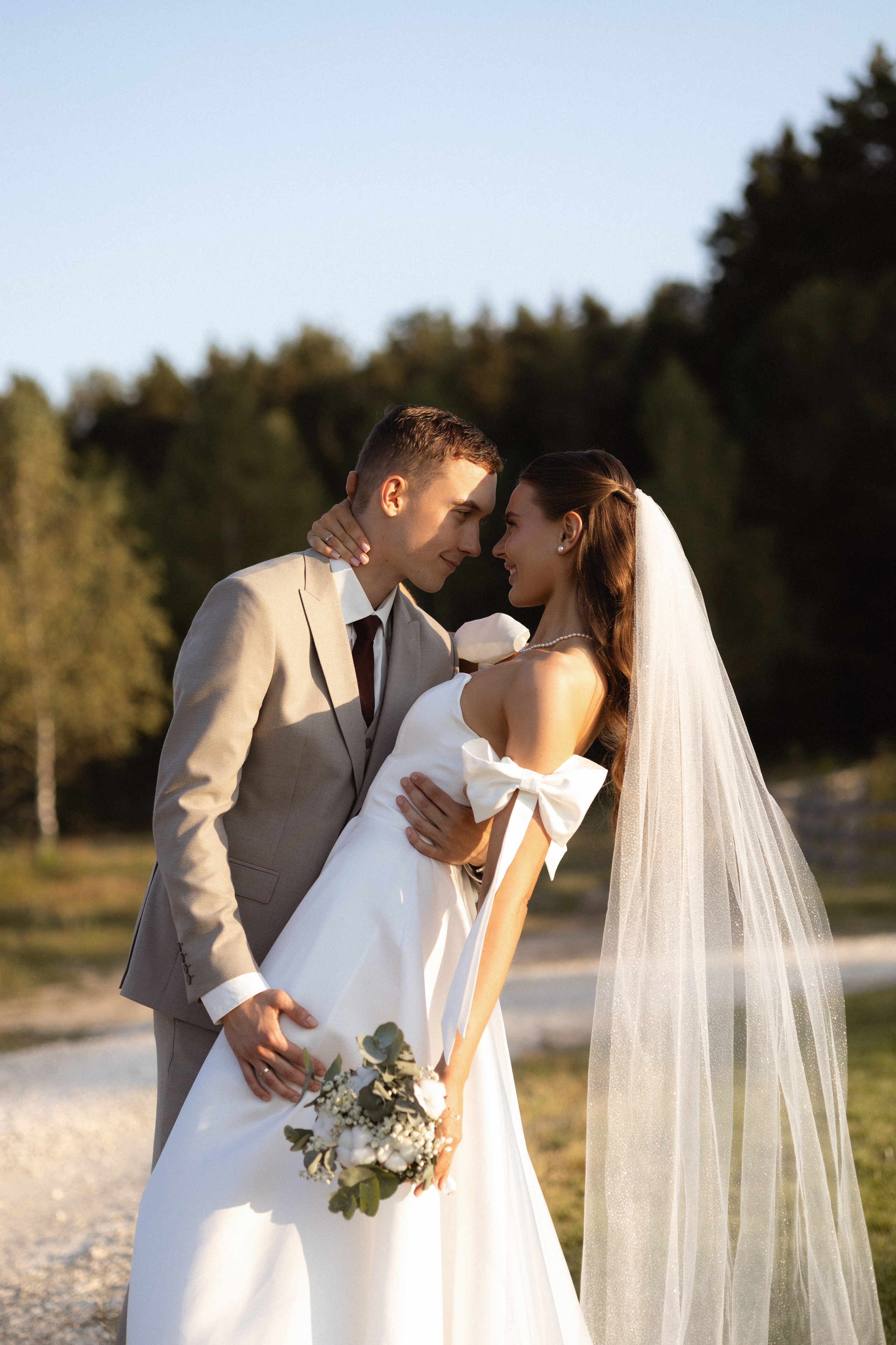 «как же тебя я люблю, сквозь ветер и дым сигарет!». Свадебный и портретный фотограф в Москве Анастасия Тихомирова