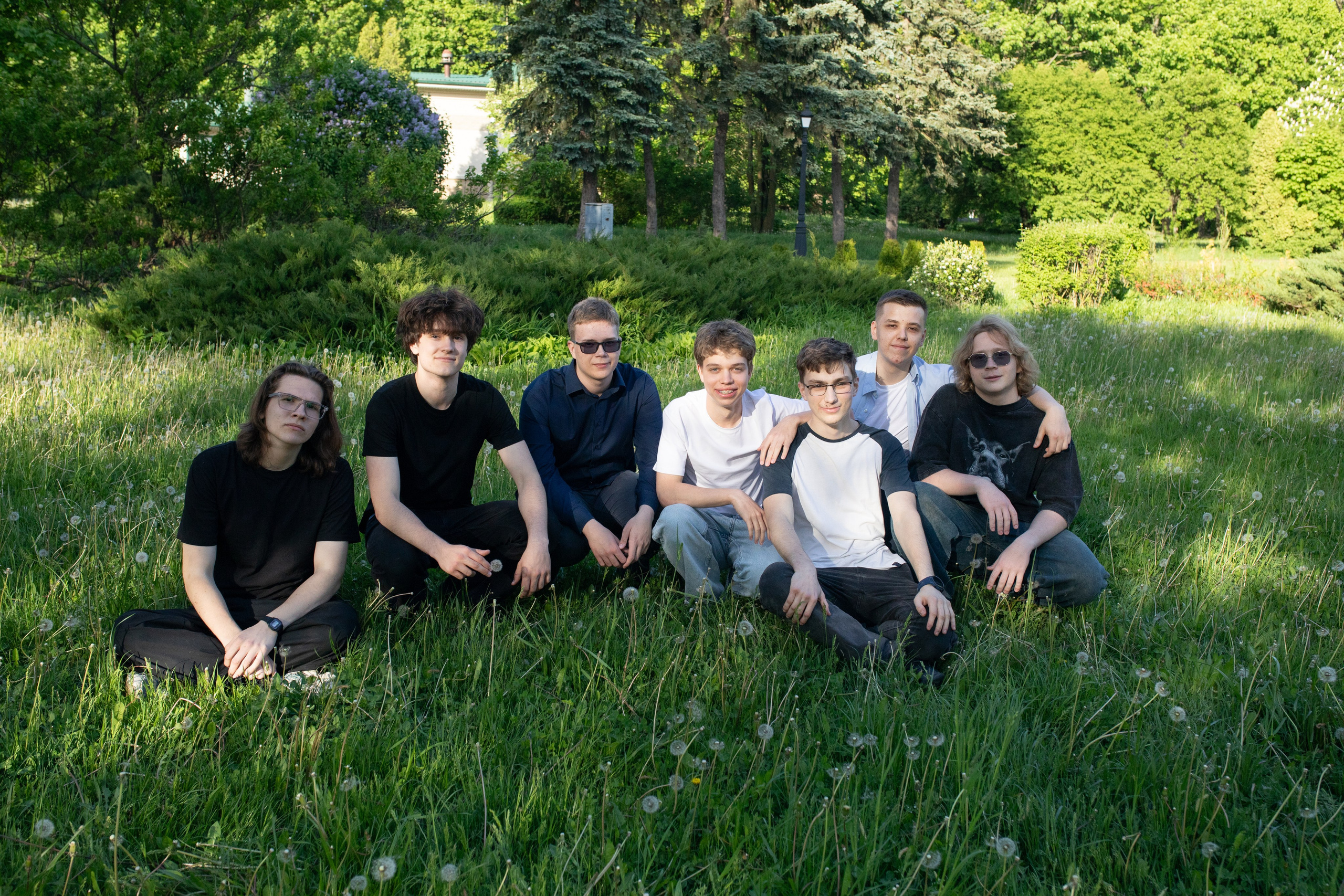 19/05/26 Лошицкий. Выпускные альбомы Cardsi