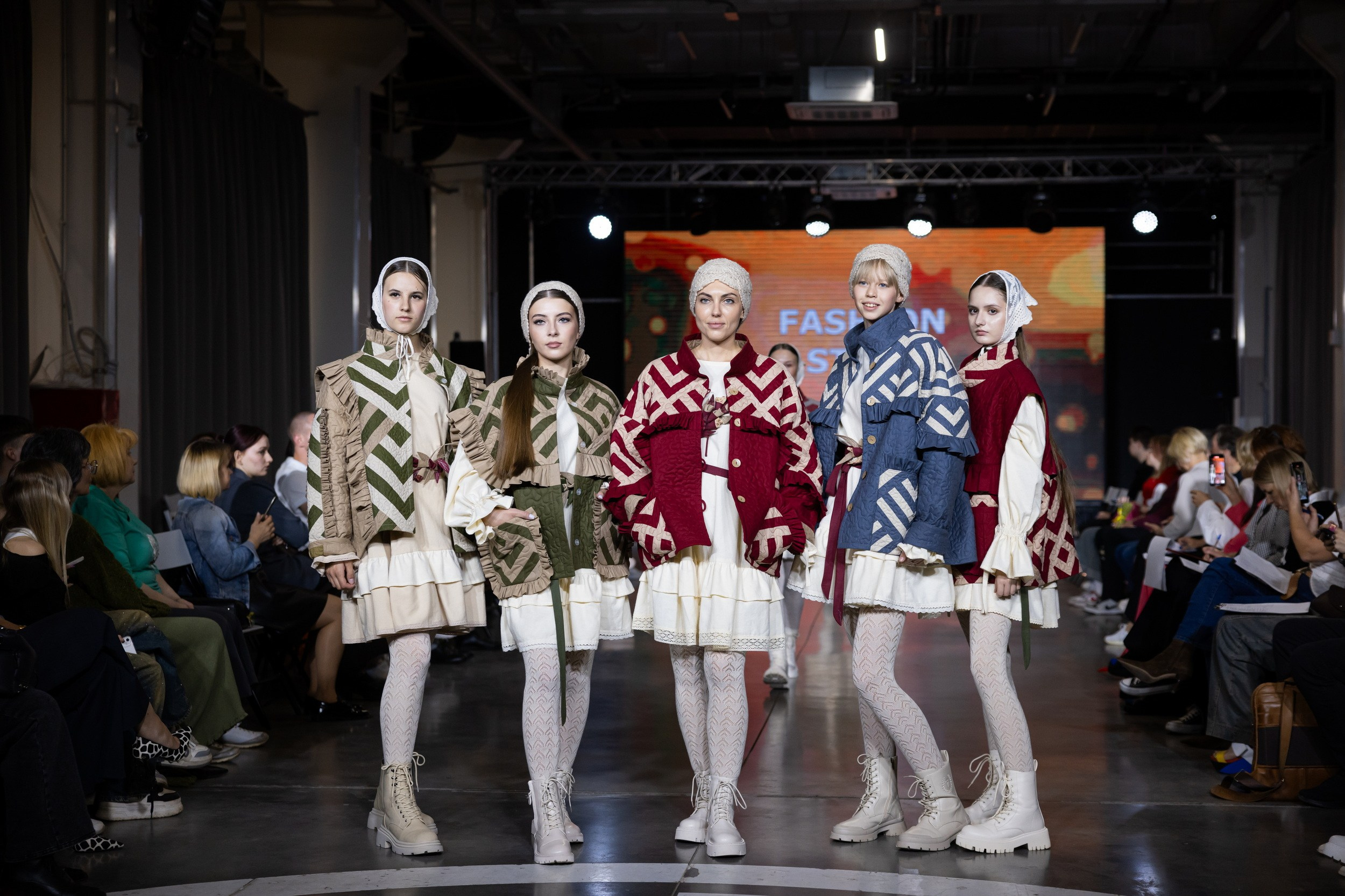 Фестиваль моды и красоты Fashion Style (17 мая 2025). Репортажный фотограф Алексей Пирязев