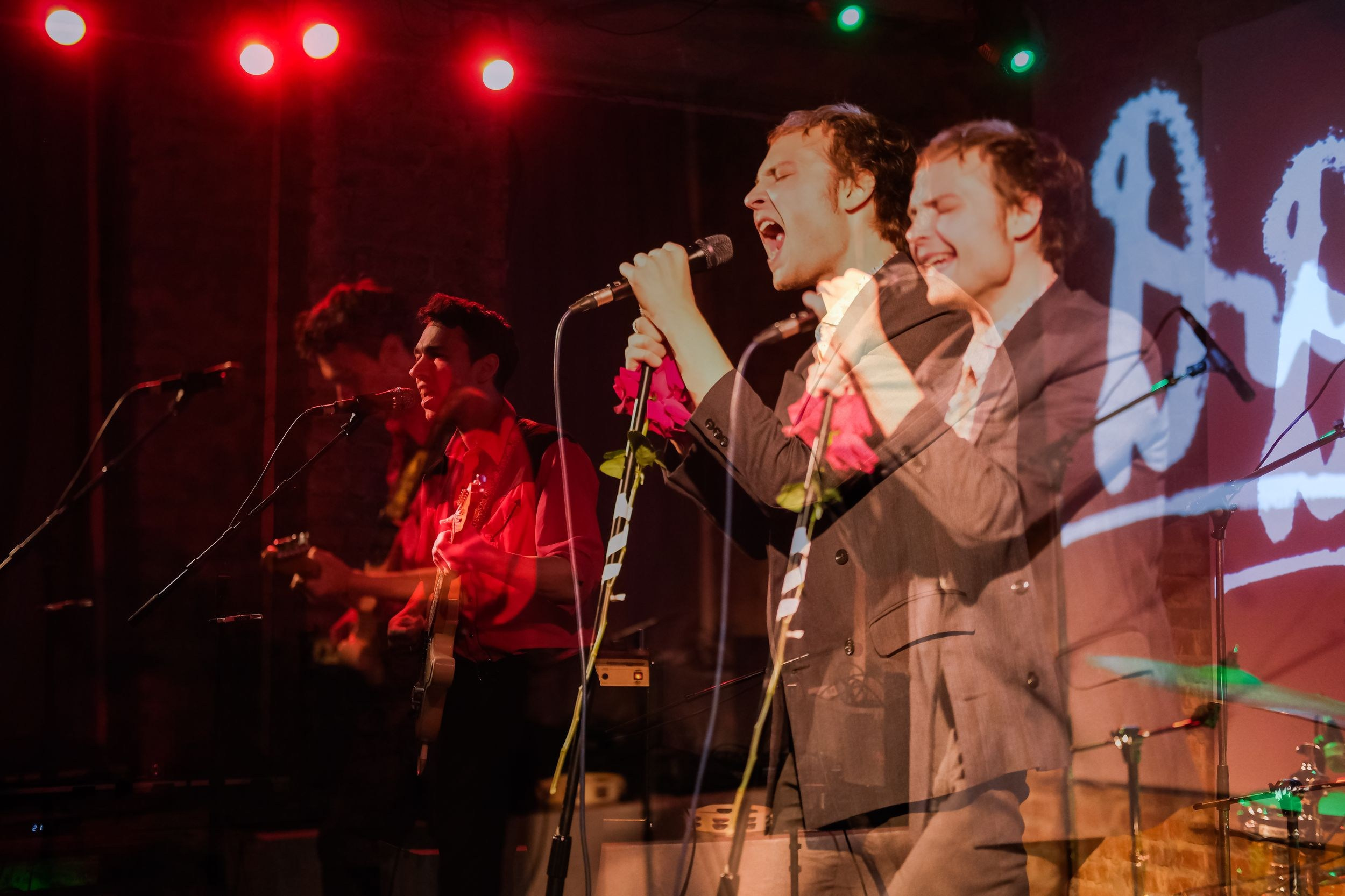 Диктофон. Репортажный фотограф Алексей Пирязев