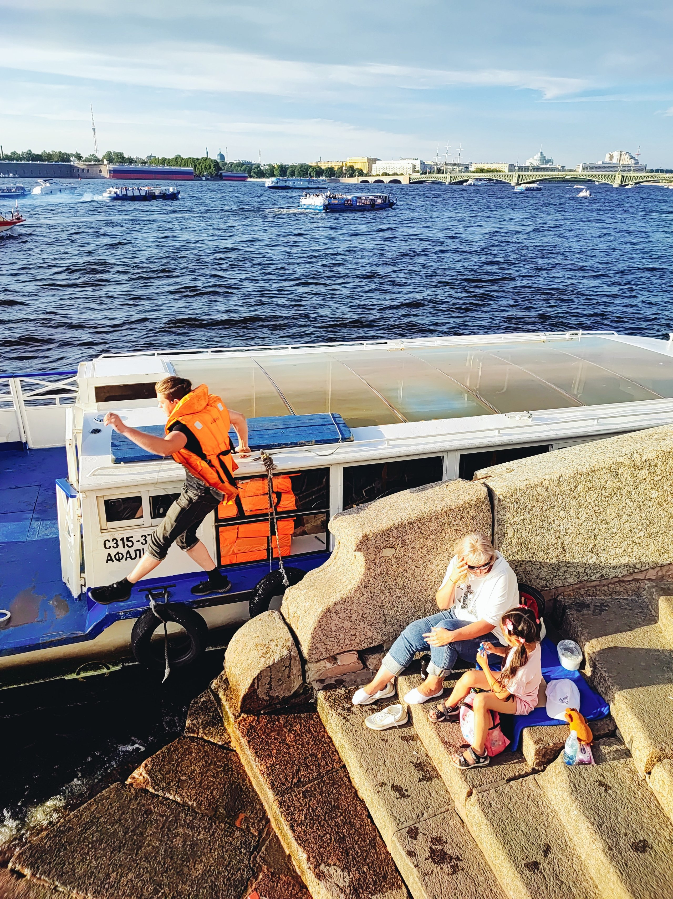 Намобилкус питерский. Репортажный фотограф Алексей Пирязев