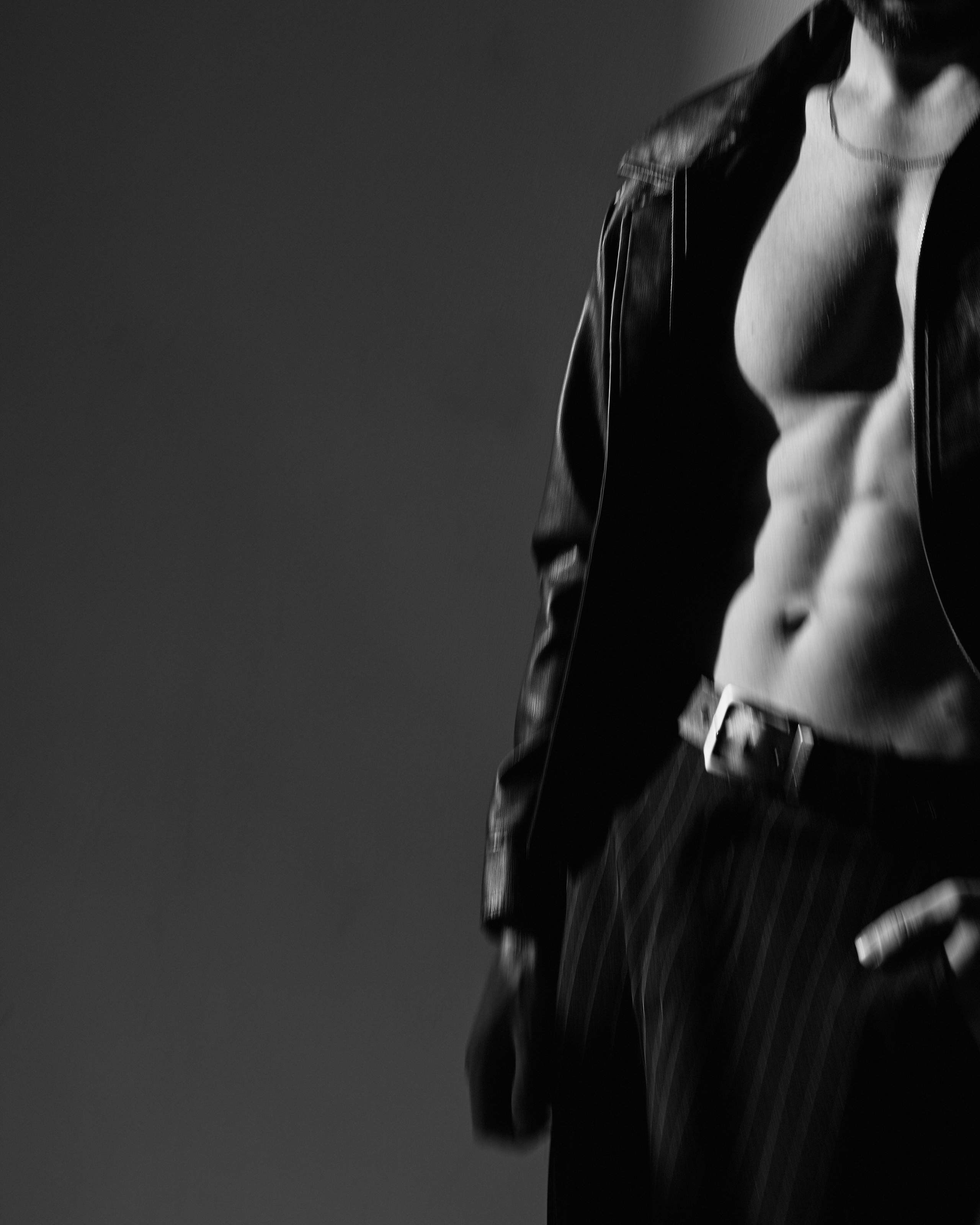 Michael. Фэшн-фотография и портреты в Владивостоке. Превращаю съёмку в повествование — создаю образы с сюжетом, которые остаются в памяти