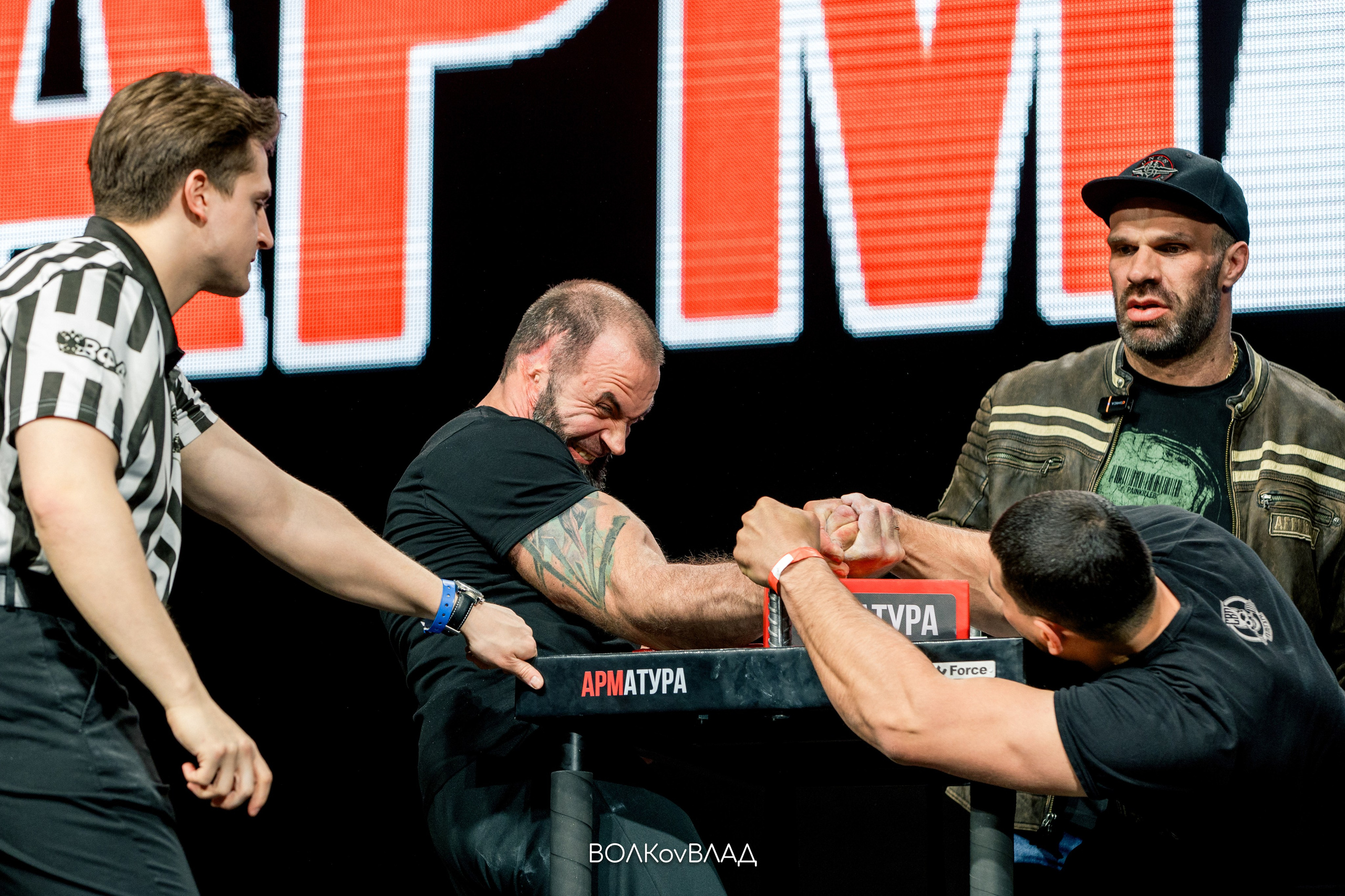 Чемпионат и Первенство Воронежской области по бодибилдингу — 13.04.25. Владислав Волков | Фотография и видеосъемка в Воронеже