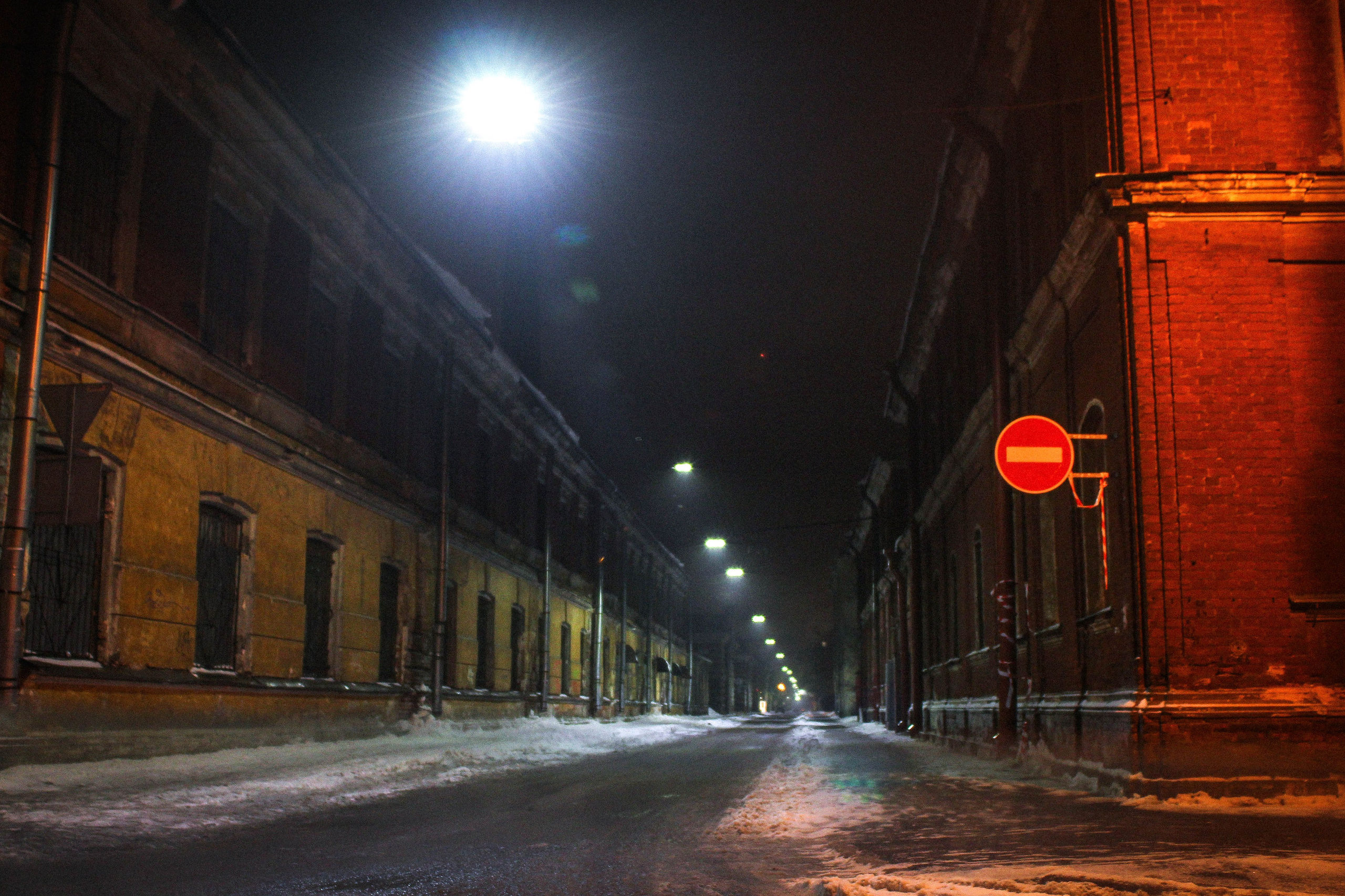 2013. Стрит-фотография, полная абсурда, идиотизма и красоты