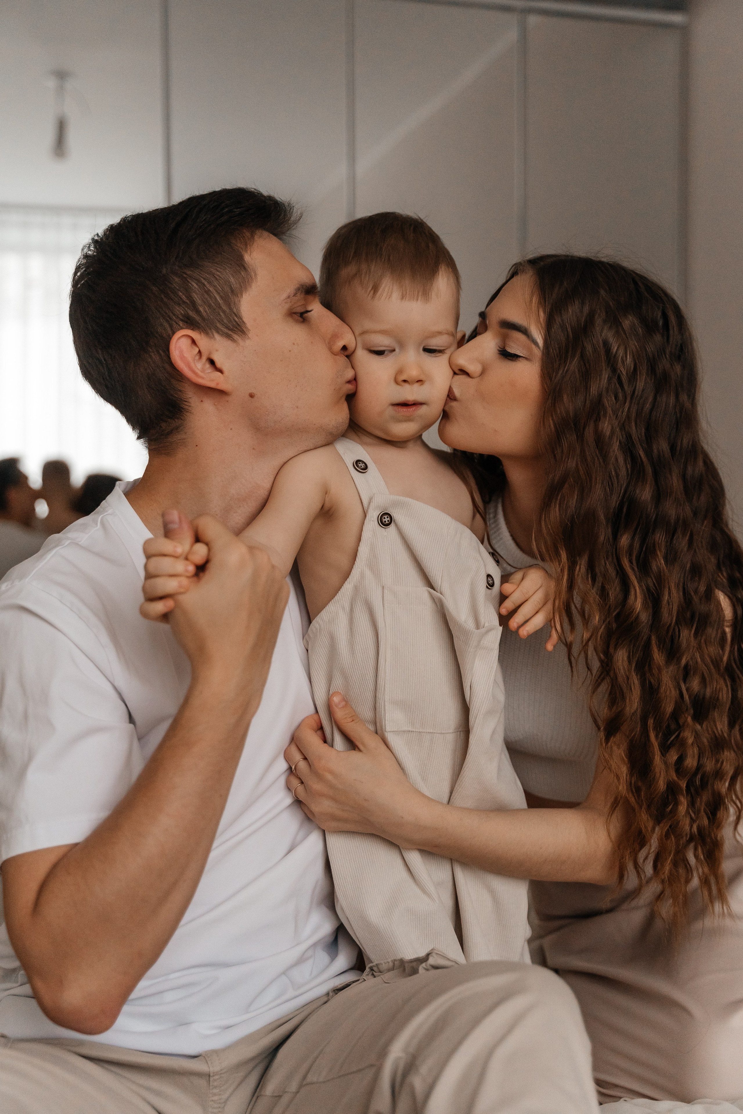 Вадим, Юля и Мирон. Волик Мария