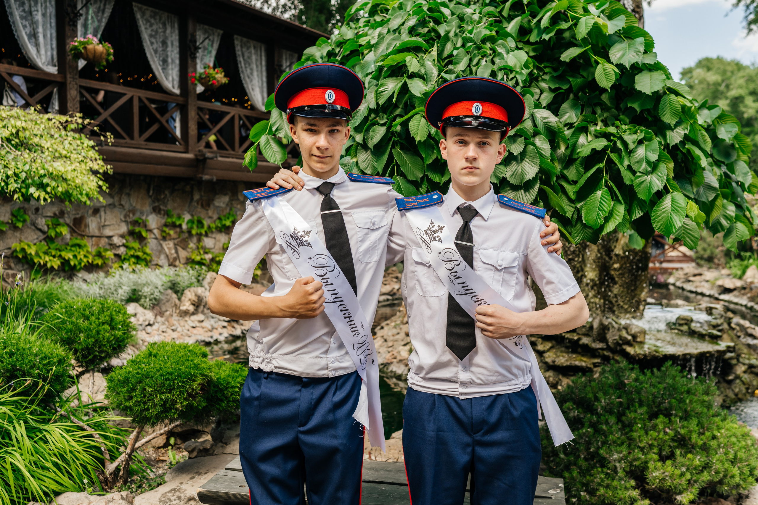 Школьники-кадеты в парке Лога. Фотограф в Каменске-Шахтинском Ольга Сагал