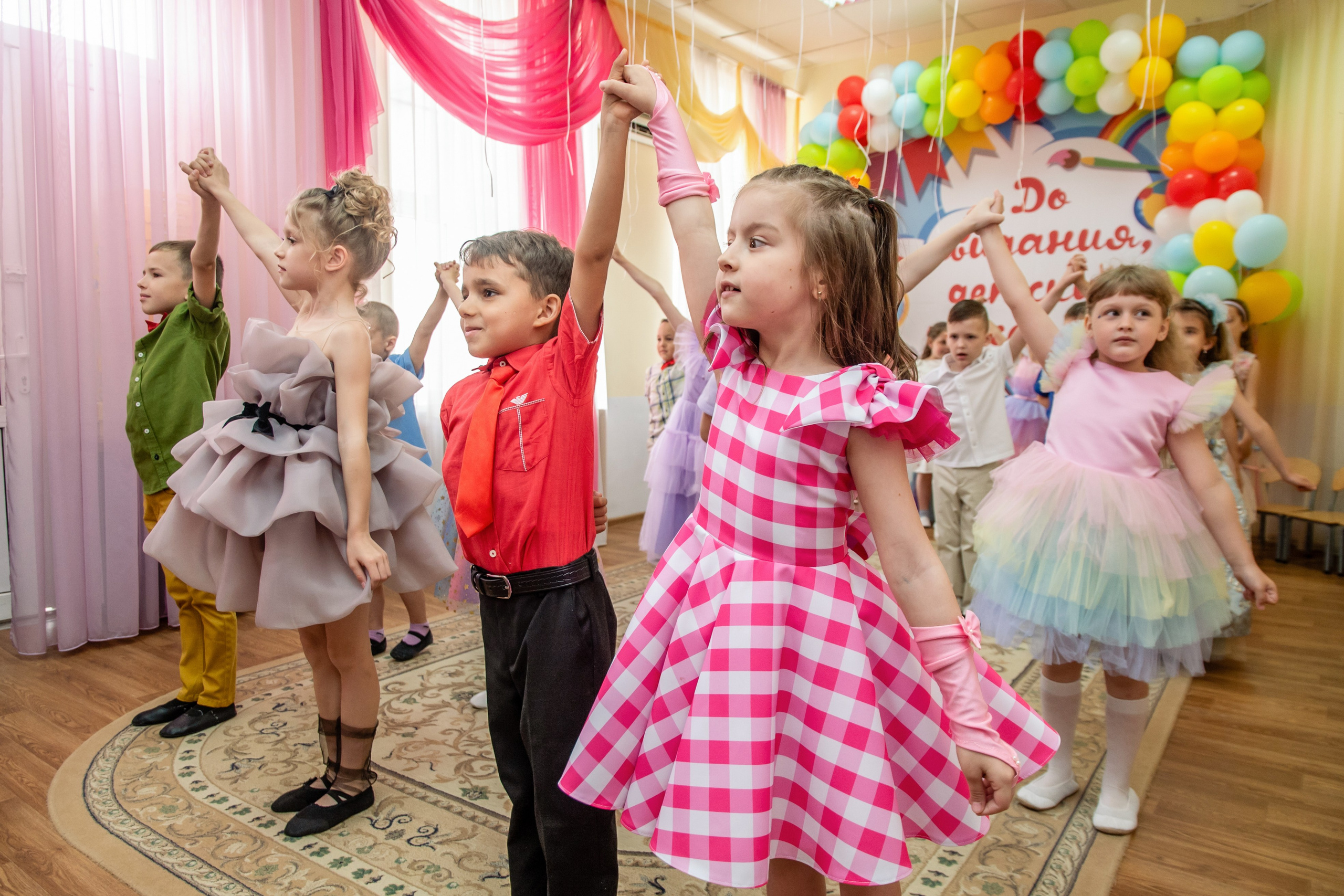 Фотограф на выпускной Краснодар. Вячеслав Скрипник Фотограф Краснодар