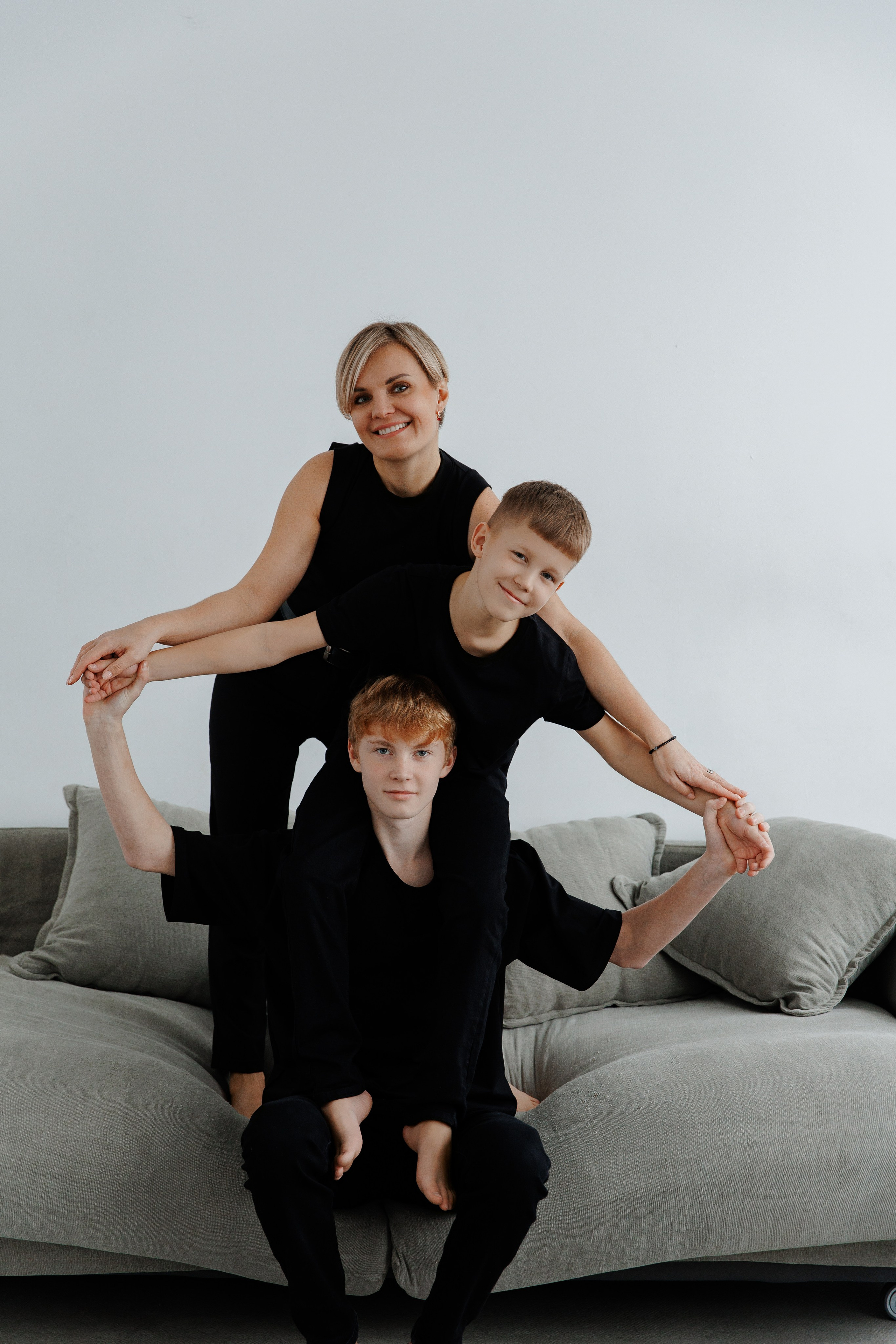 Семейная фотосессия Елена с сыновьями. Фотограф Александра Сыщенко