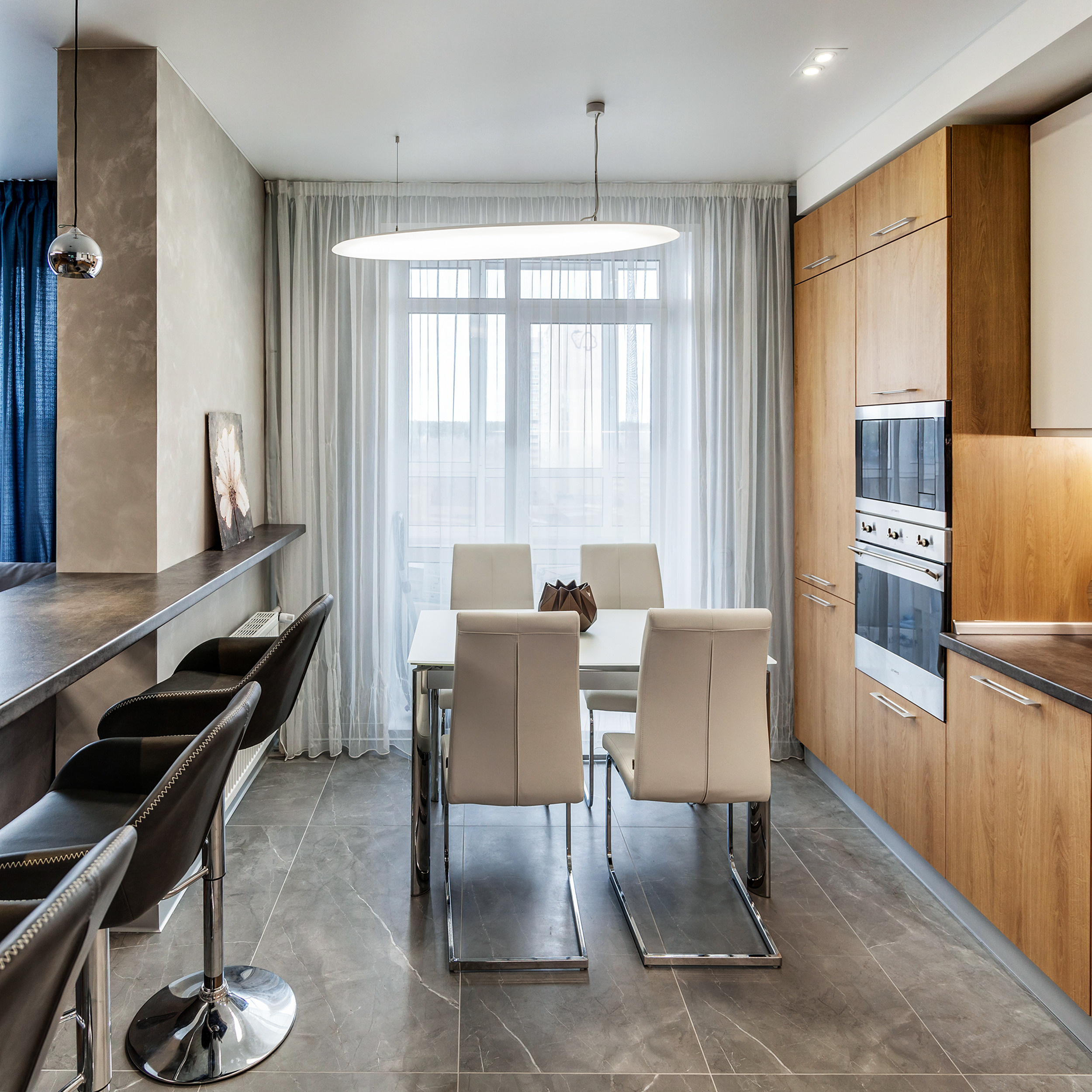 Трехкомнатная квартира с огромным котом. Фотограф для бизнеса Сергей Чирков. Город Ижевск, Удмуртия