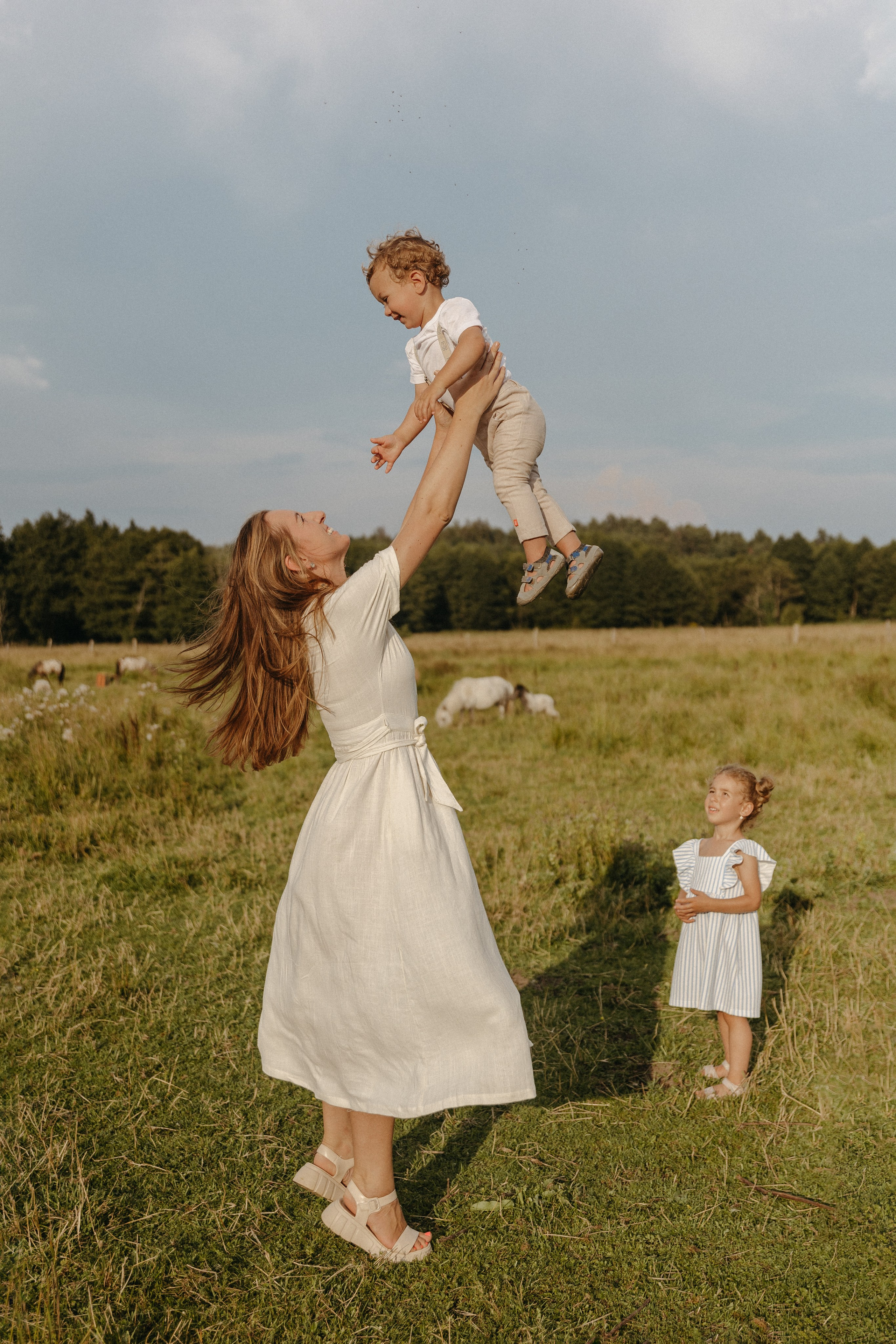 Олечка, Мелоди и Дилан. Семейный фотограф Земскова Евгения