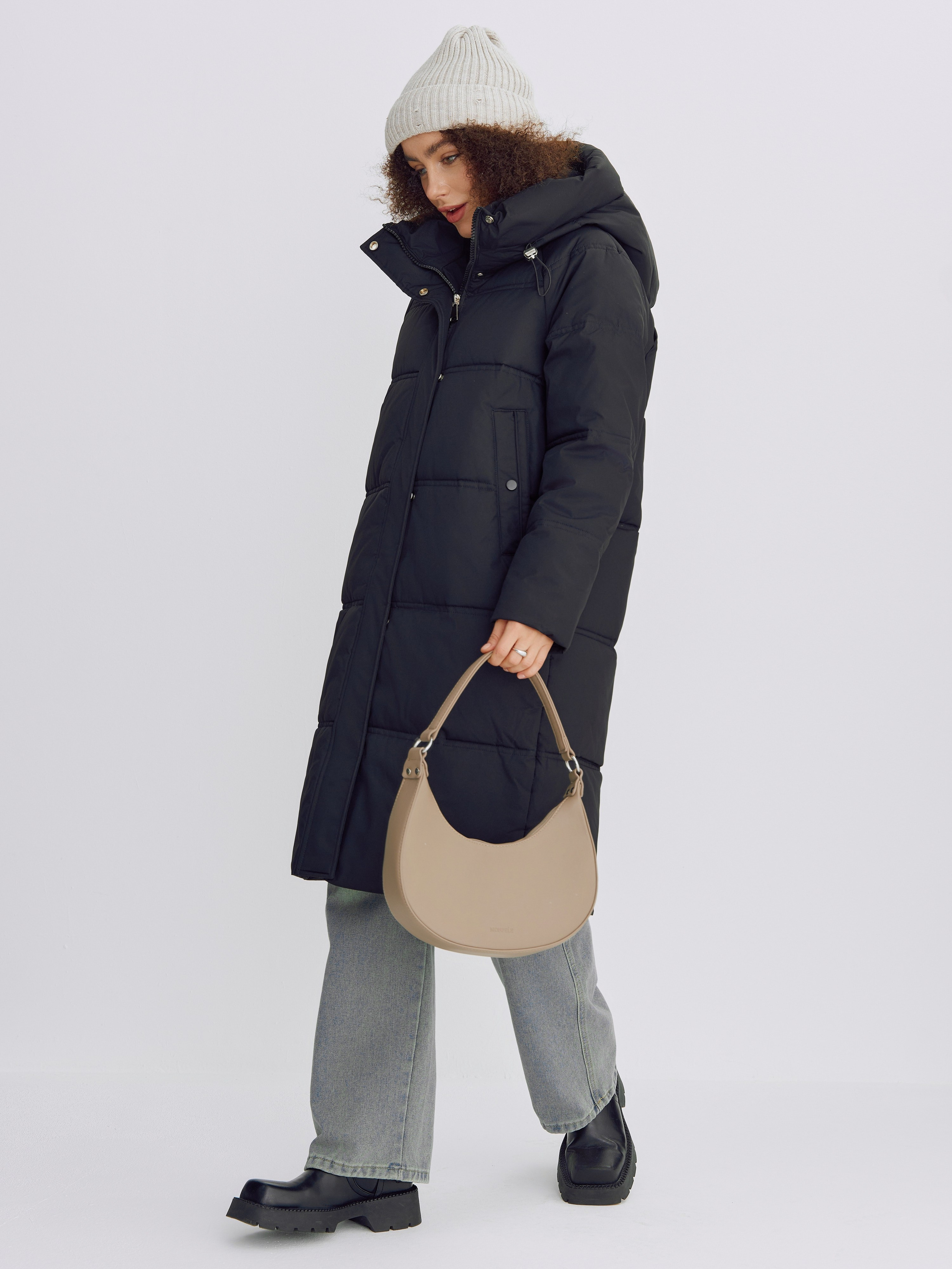 Куртки. Фотограф для маркетплейсов в Москве