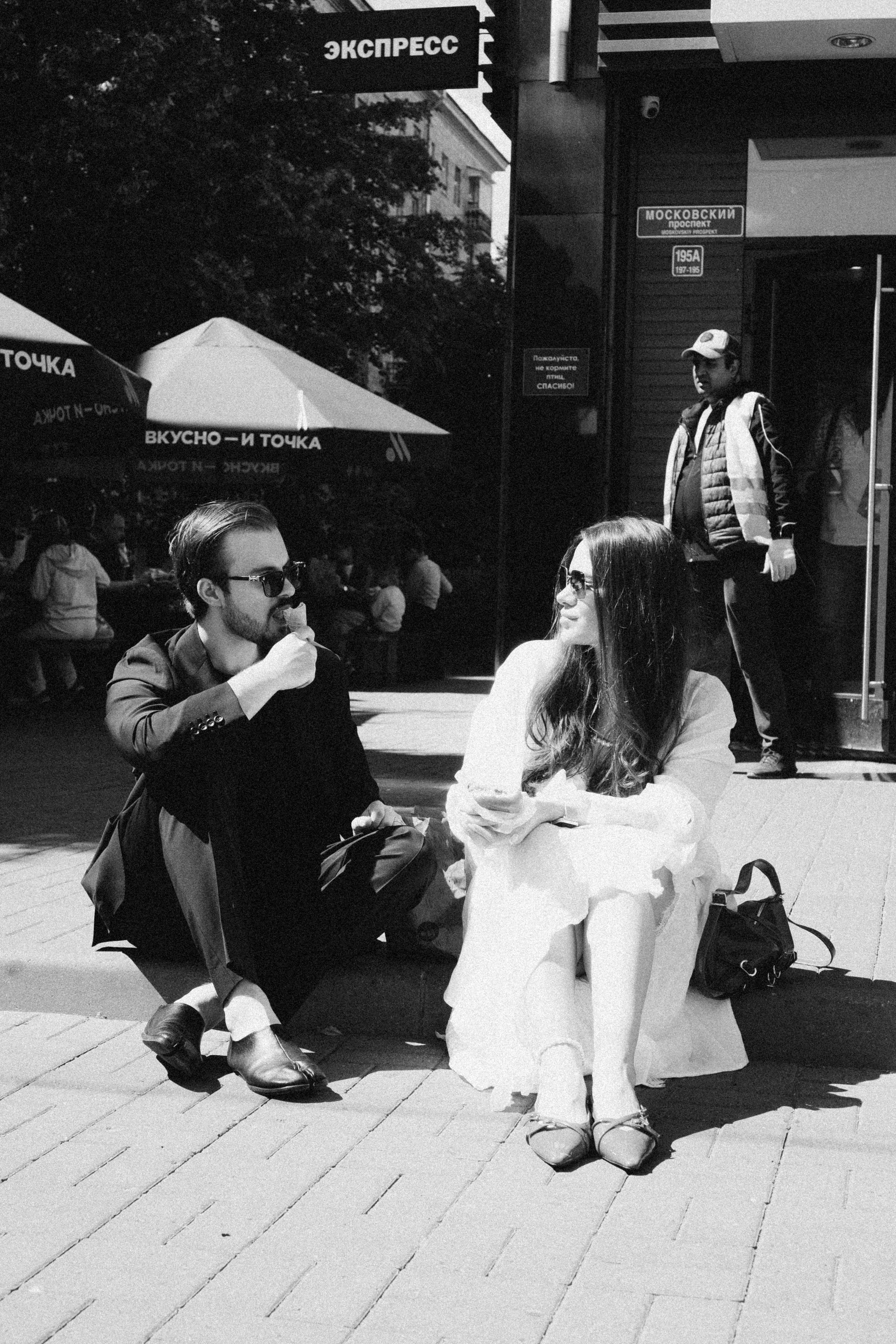 СВАДЕБНАЯ СЬЕМКА В ПАРКЕ ПОБЕДЫ И ПРОГУЛКА ПО МОСКОВСКОМУ ПРОСПЕКТУ. Профессиональный фотограф, Санкт-Петербург — Виктория Богомолова