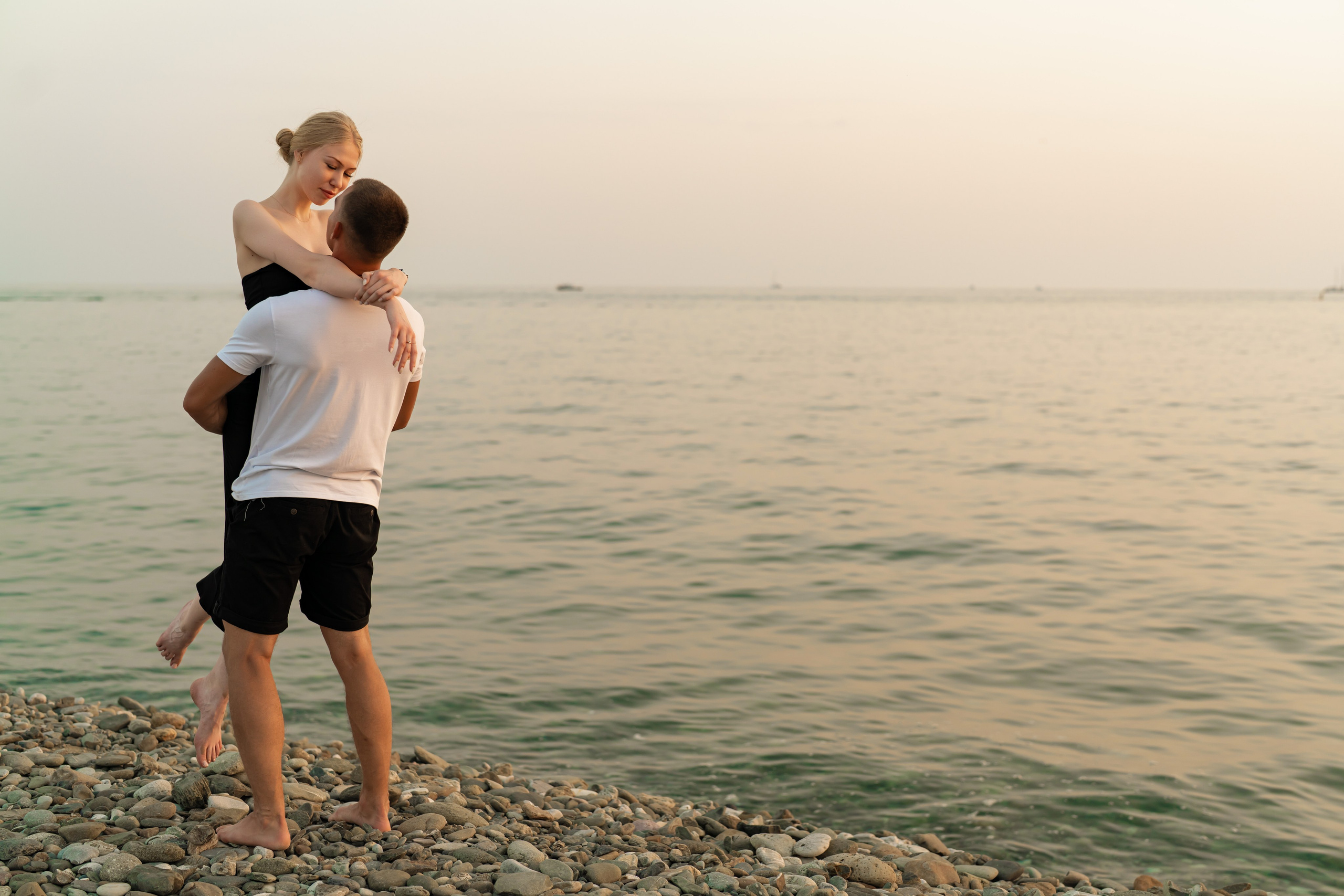 Фотосессия Love story в Сочи ,Адлере. Фотограф видеограф Геннадий Янбаев в Сочи, Краснодаре