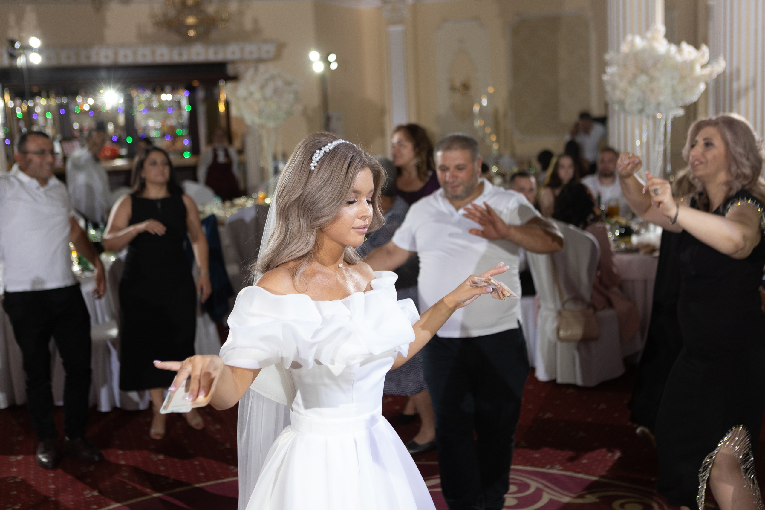 Свадебный фотограф Уфа — Руслан ГабдлисламовЖивые эмоции, красивые кадры, воспоминания на всю жизнь.Работаю по всей Республике Башкортоста. Свадебный фотограф Уфа Руслан Габдлисламов