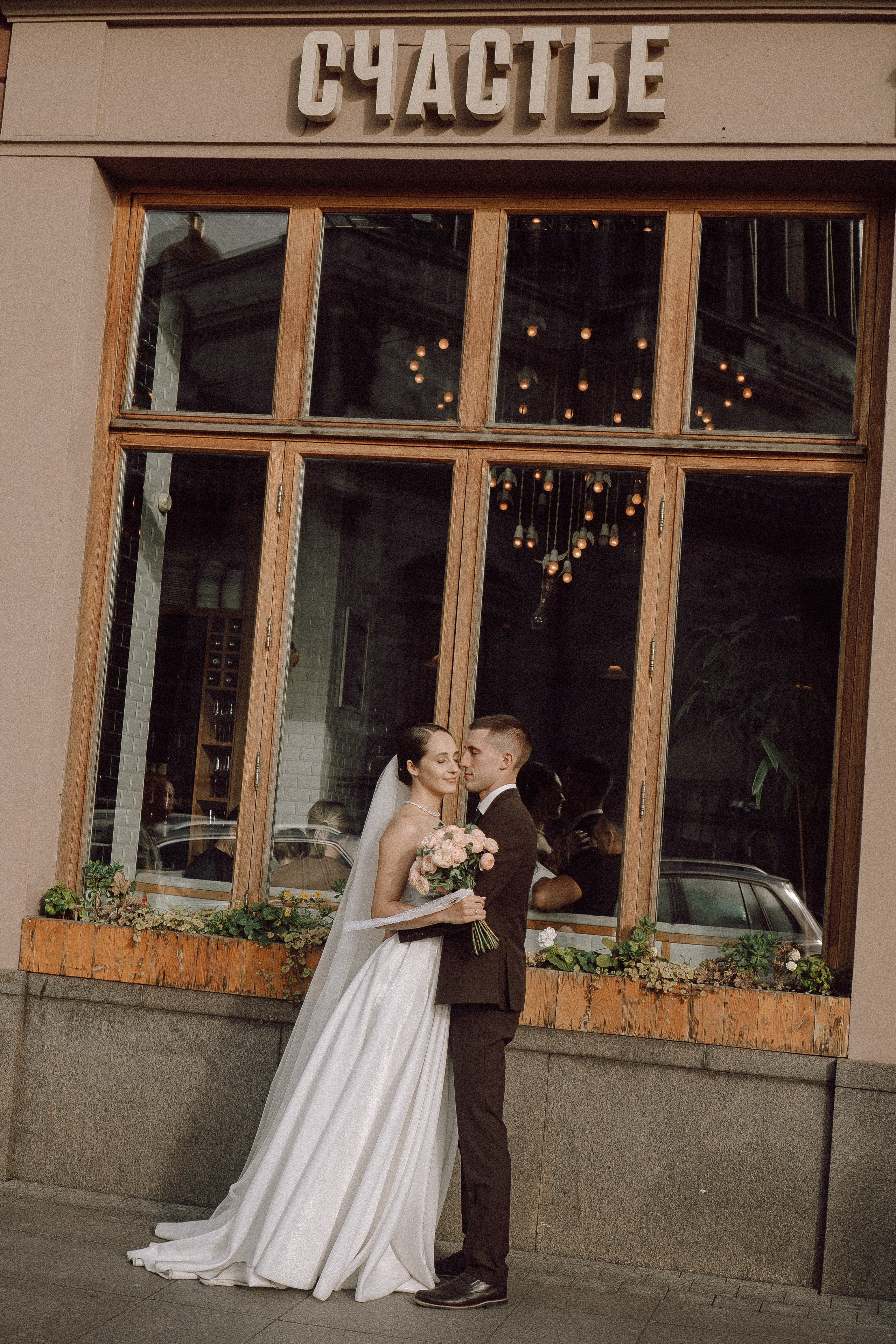 ЗАГС И ПРОГУЛКА 2 ЧАСА. Профессиональный фотограф, Санкт-Петербург — Виктория Богомолова