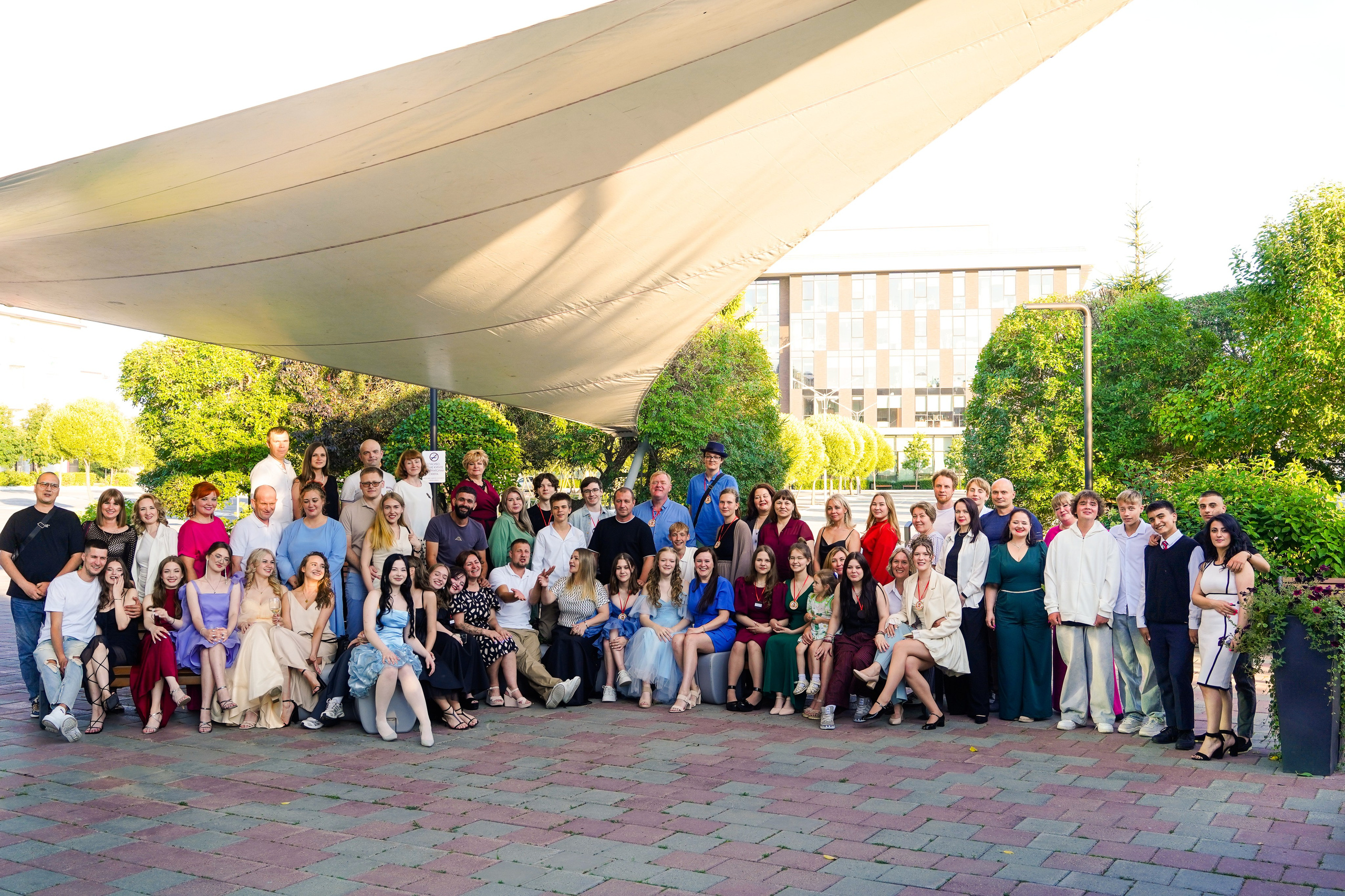 Выпускной вечер, гимназия № 40, 9 класс. Семейный и портретный фотограф в Екатеринбурге Анна Лобанова