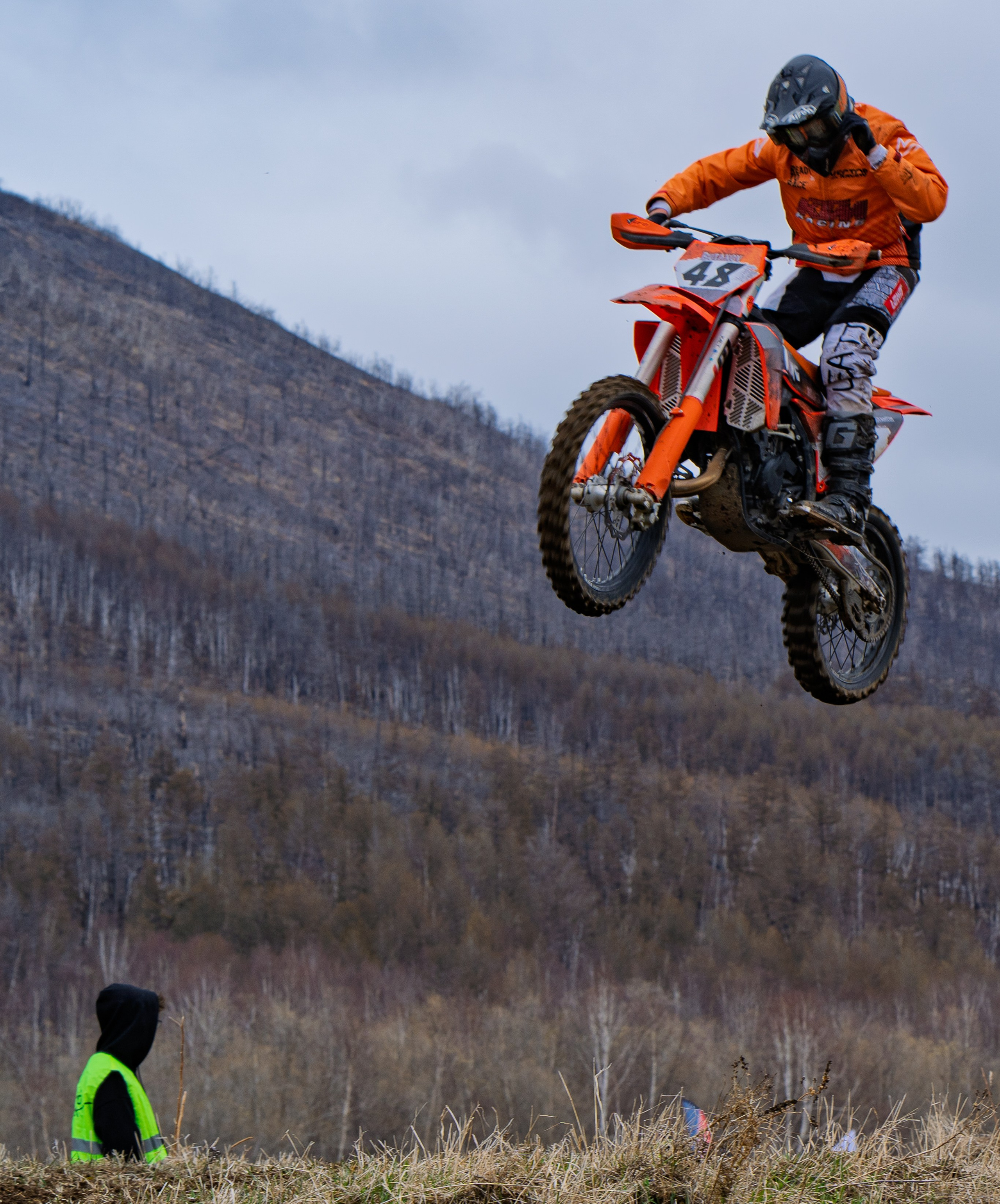 Мотогонки Эссо май 2025. Фотограф Ворошилов Дмитрий. Эссо. Камчатка