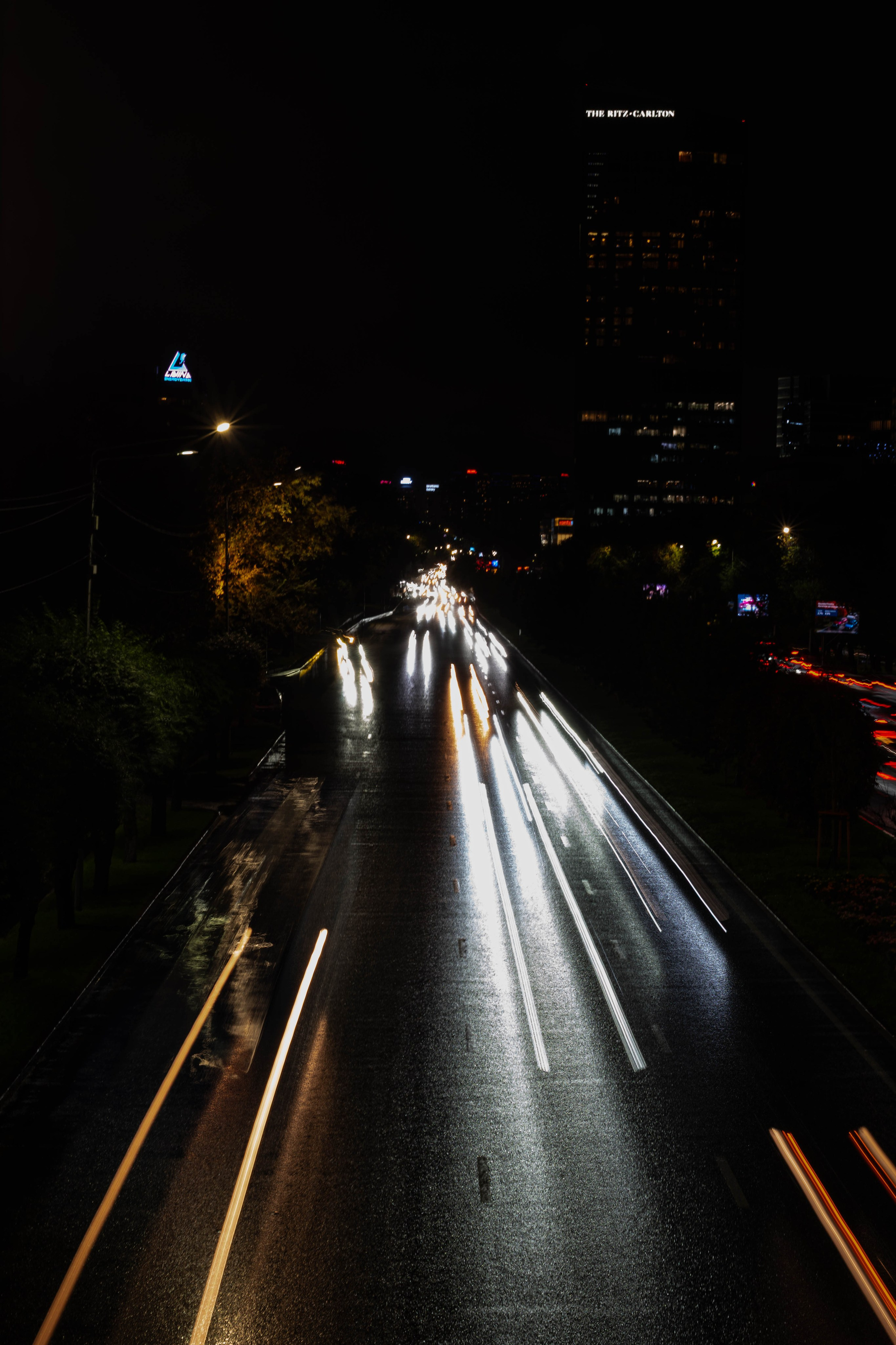 Ночной город. Репортажный фотограф в Алматы Цой Сергей