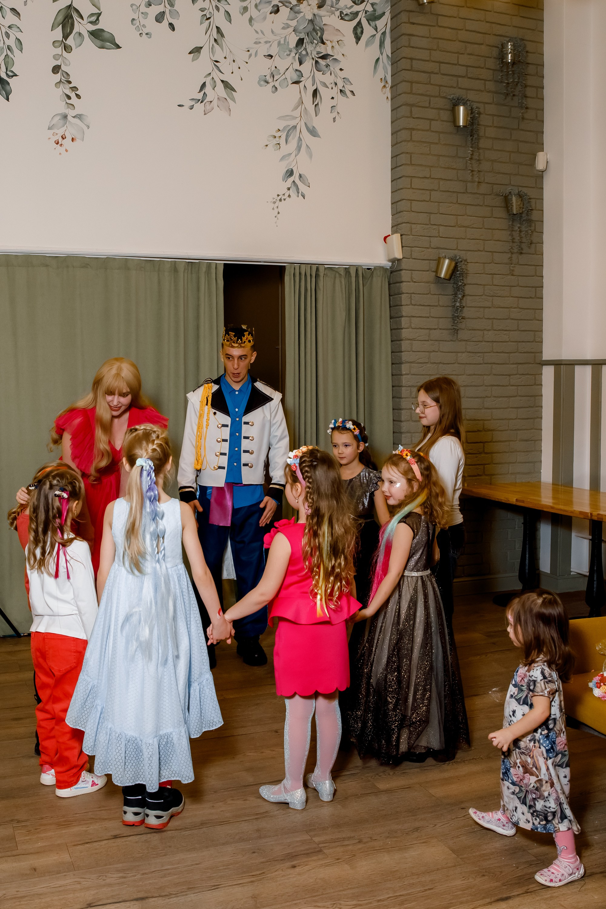 День рождение Камилы. Главная