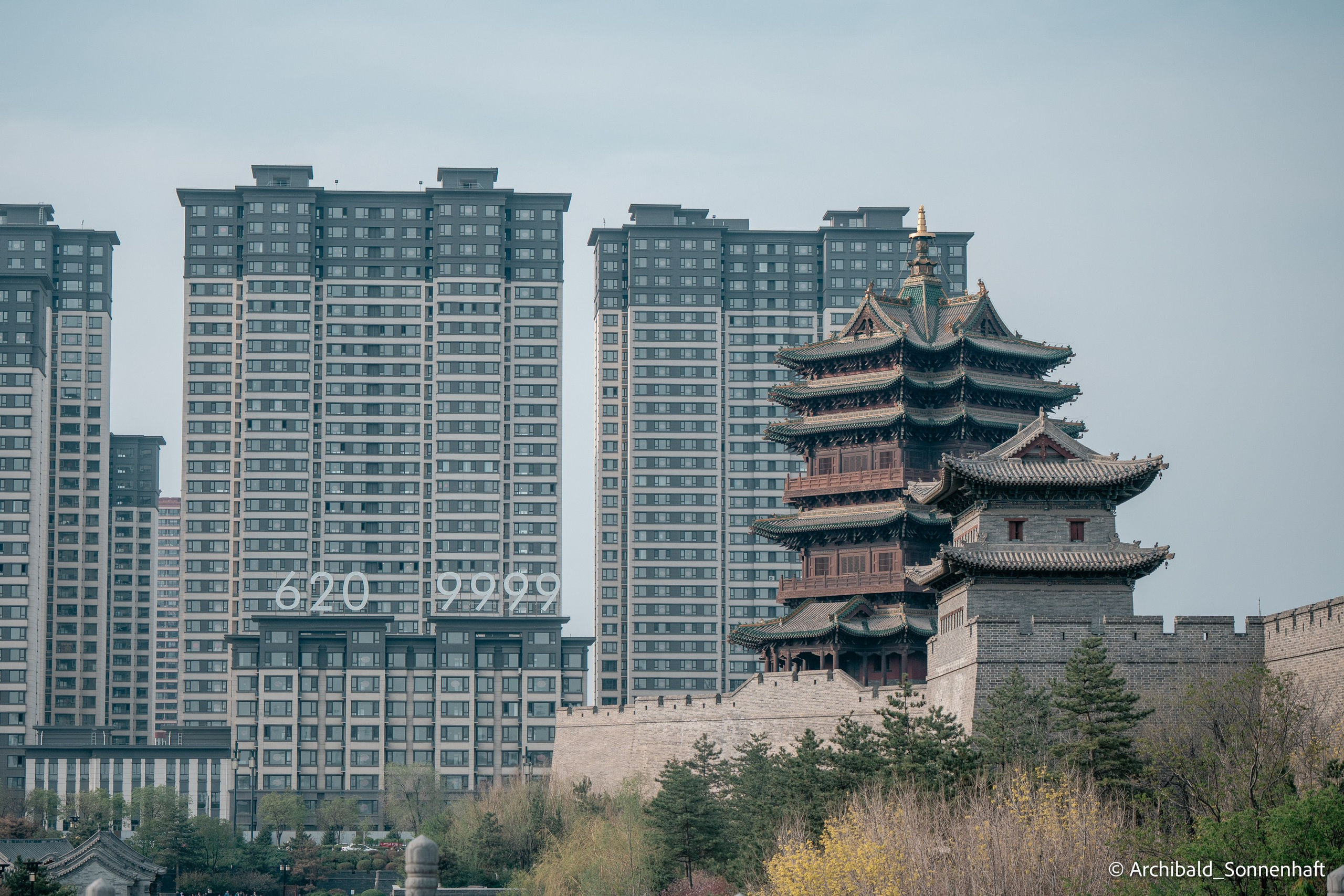 Datong. Photographer in Guangzhou, China. Archibald Sonnenhaft