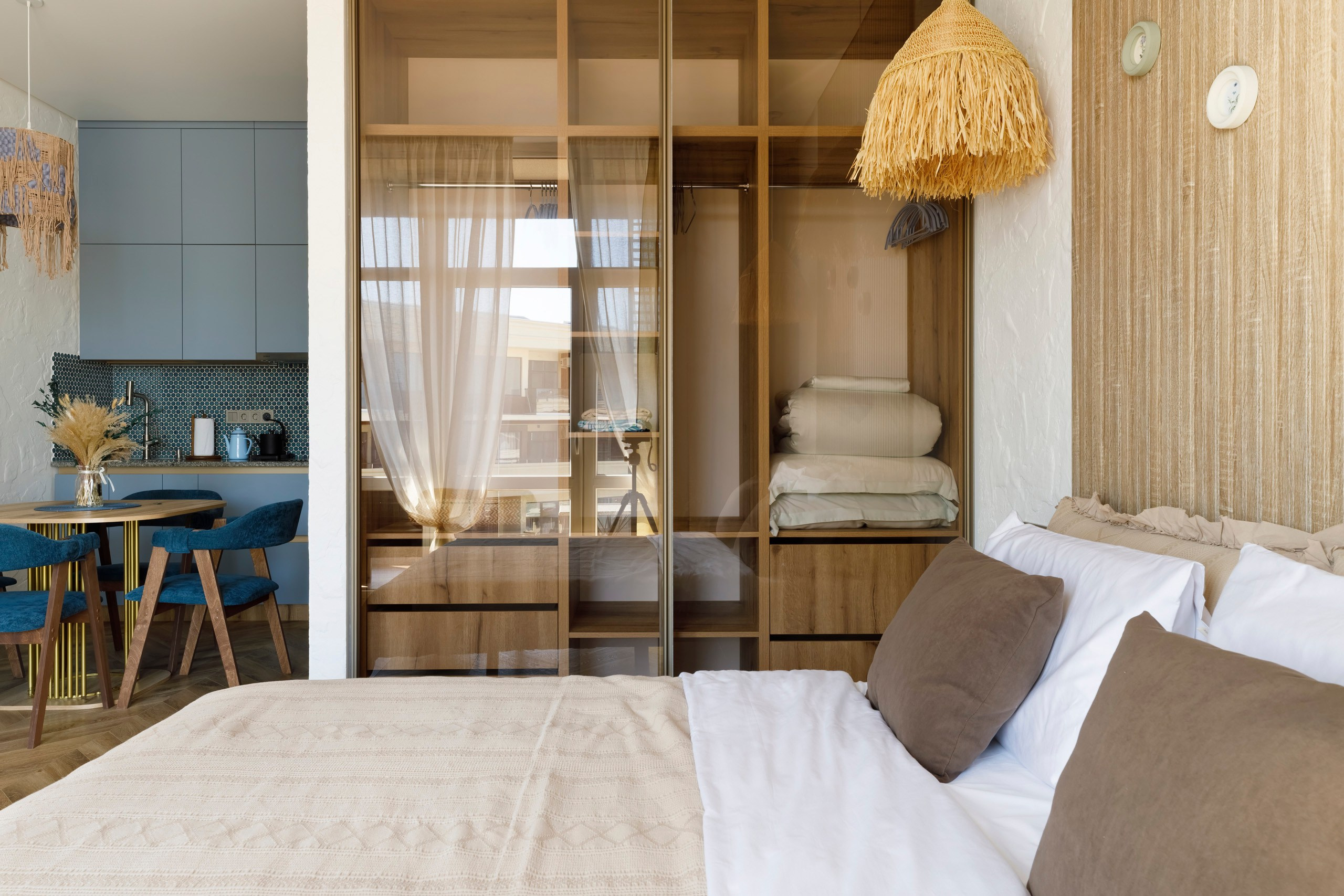 Судак. Апартаменты для суточной аренды. Atlas Apart-Hotel & SPA. Интерьерный фотограф Симонян Сергей в Крыму