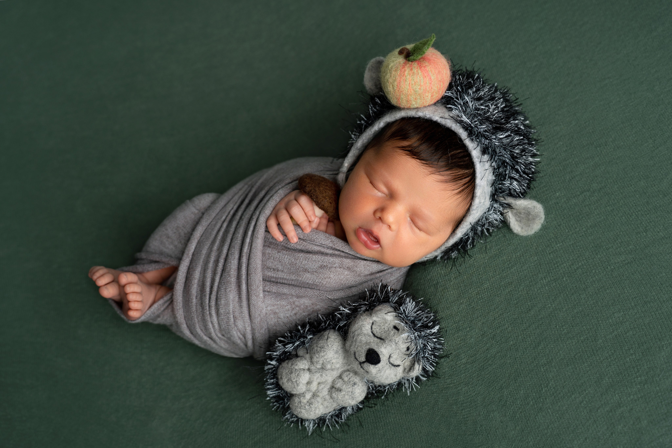 Ньюборн. Фотограф новорожденных Оренбург и свадебный фотограф Оренбург