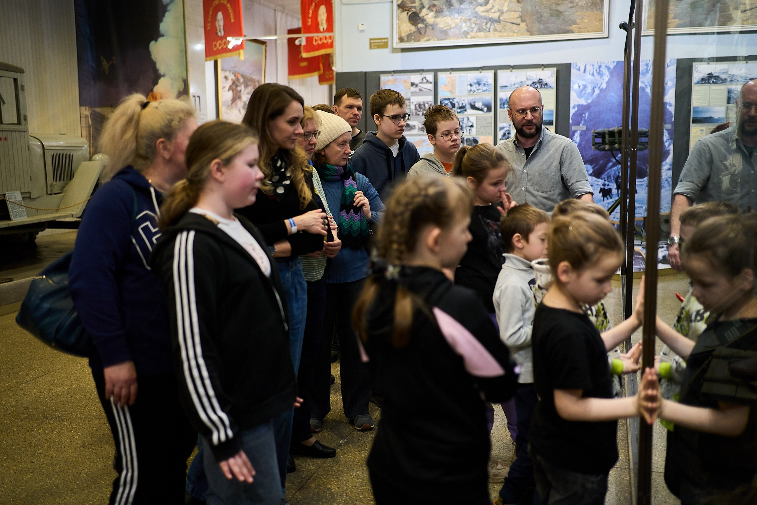 Субботник у Управления делами Мэра и Правительства Москвы. Фотограф и Видеограф в Москве. Олег Корушев