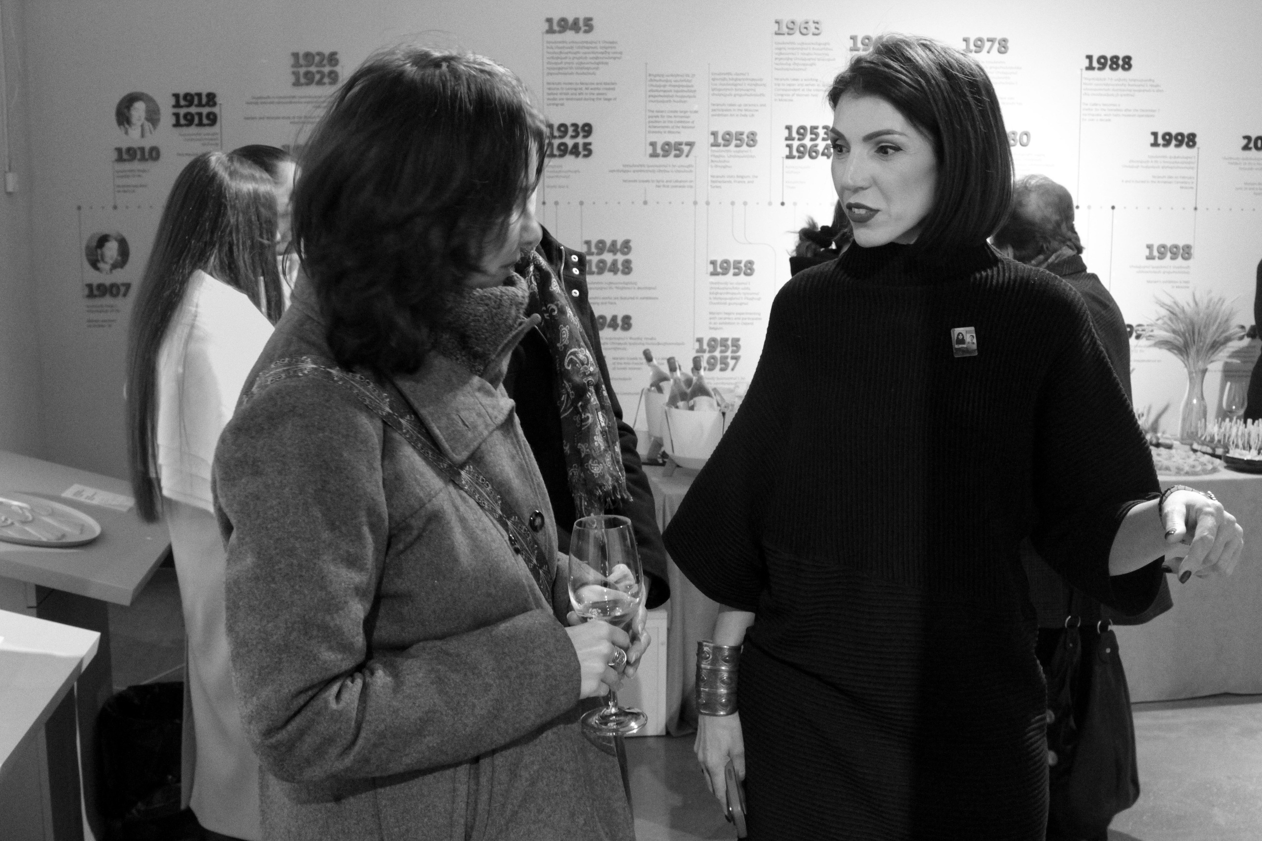 Выставка в г. Гюмри, Армения. Фоторепортаж  Д. Несмелова. Арт-фотограф Ксения Якутович