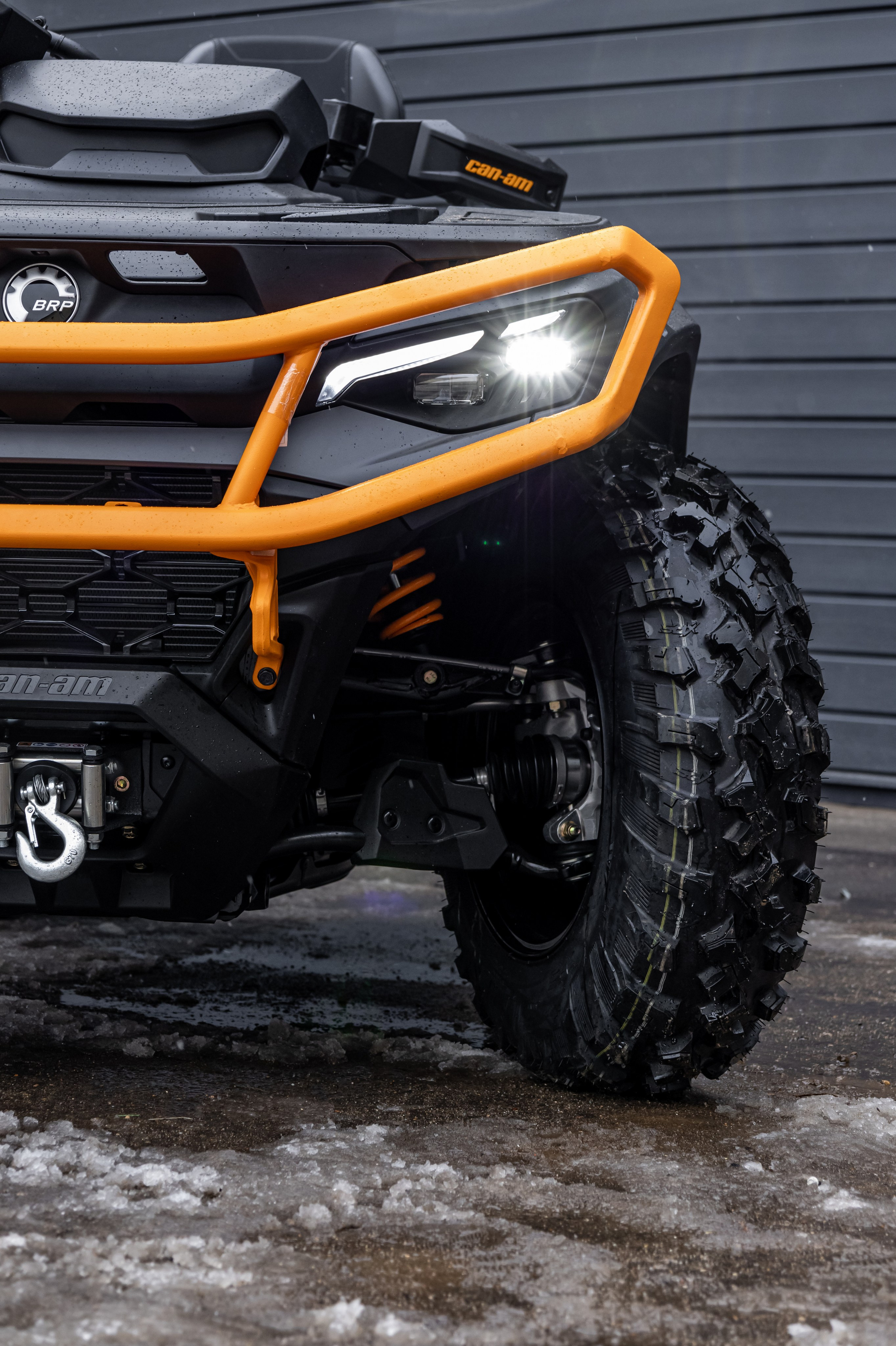 Фотосессия с мотоциклами и автомобилями. Предметный фотограф в Москве и Московской области