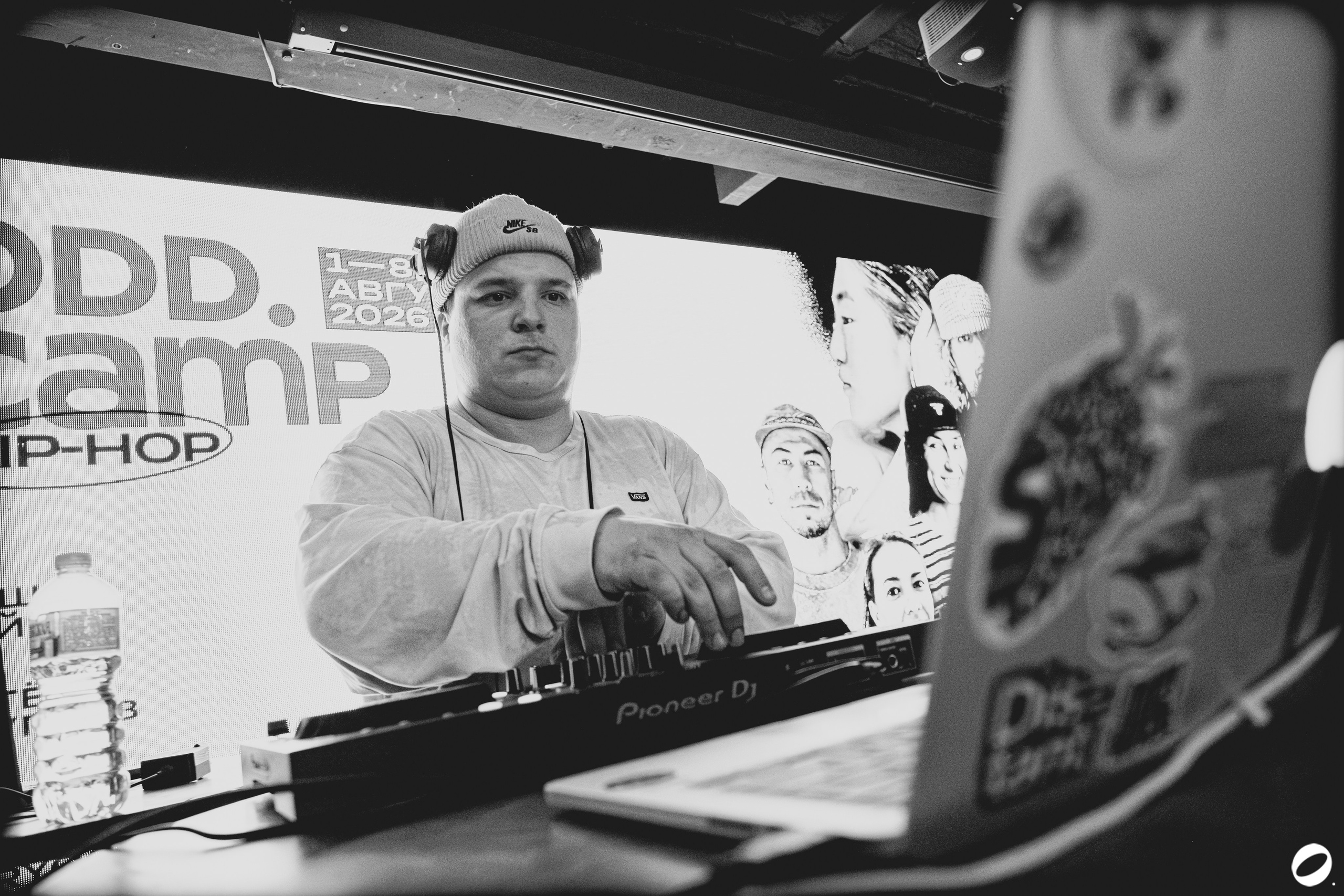 ODD.CLUB 04/04 (@youlovebu). Соня бу тебя сфоткала