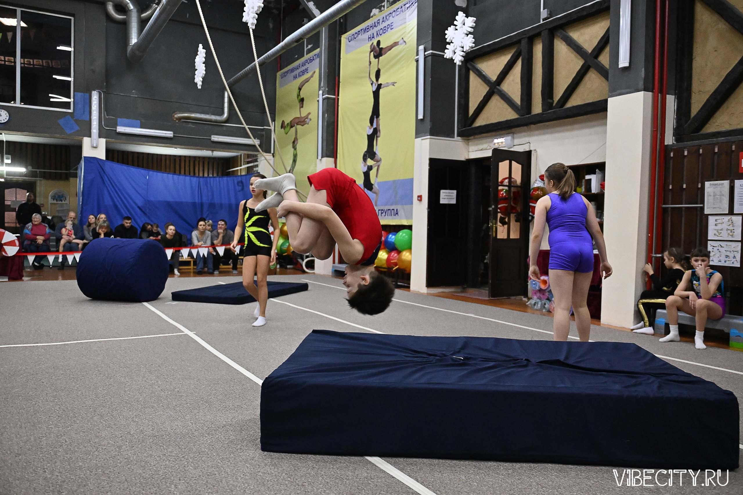 Контрольная тренировка по спортивной гимнастике. VIBECITY.RU Вайб Сити Ру Фоторепортажи Фотоотчеты Калининград