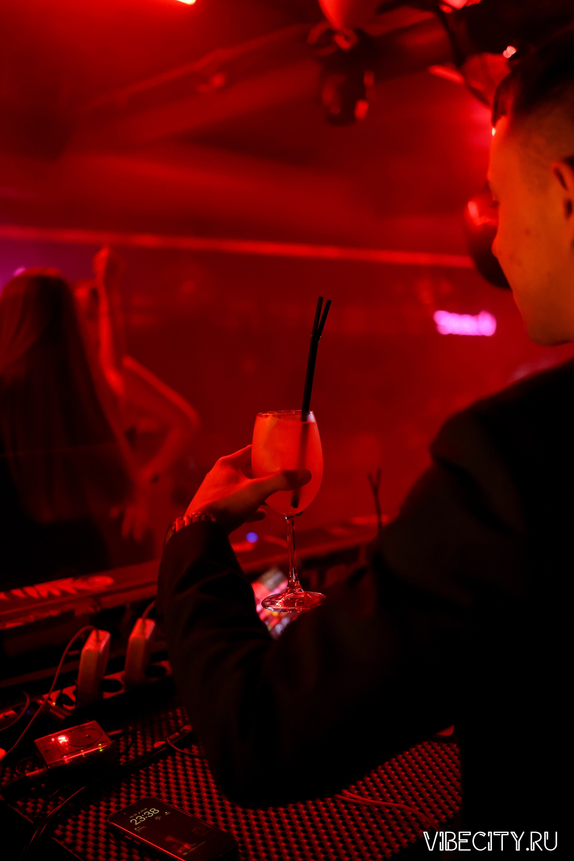 DOUBLE U. VIBECITY.RU Вайб Сити Ру Фоторепортажи Фотоотчеты Калининград