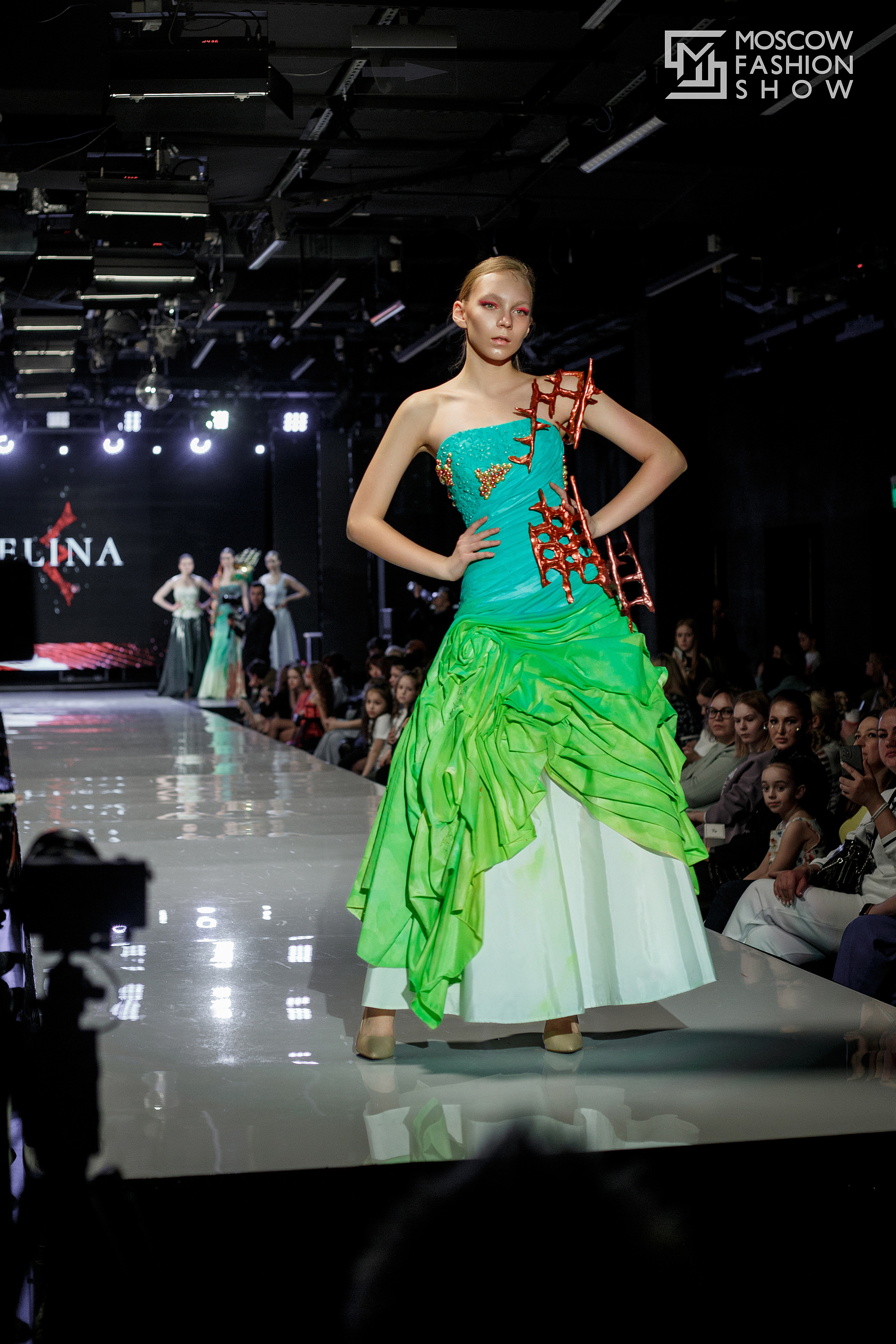 Показ Moscow Fashion Show. Школа Развития моделей Город Ижевск
