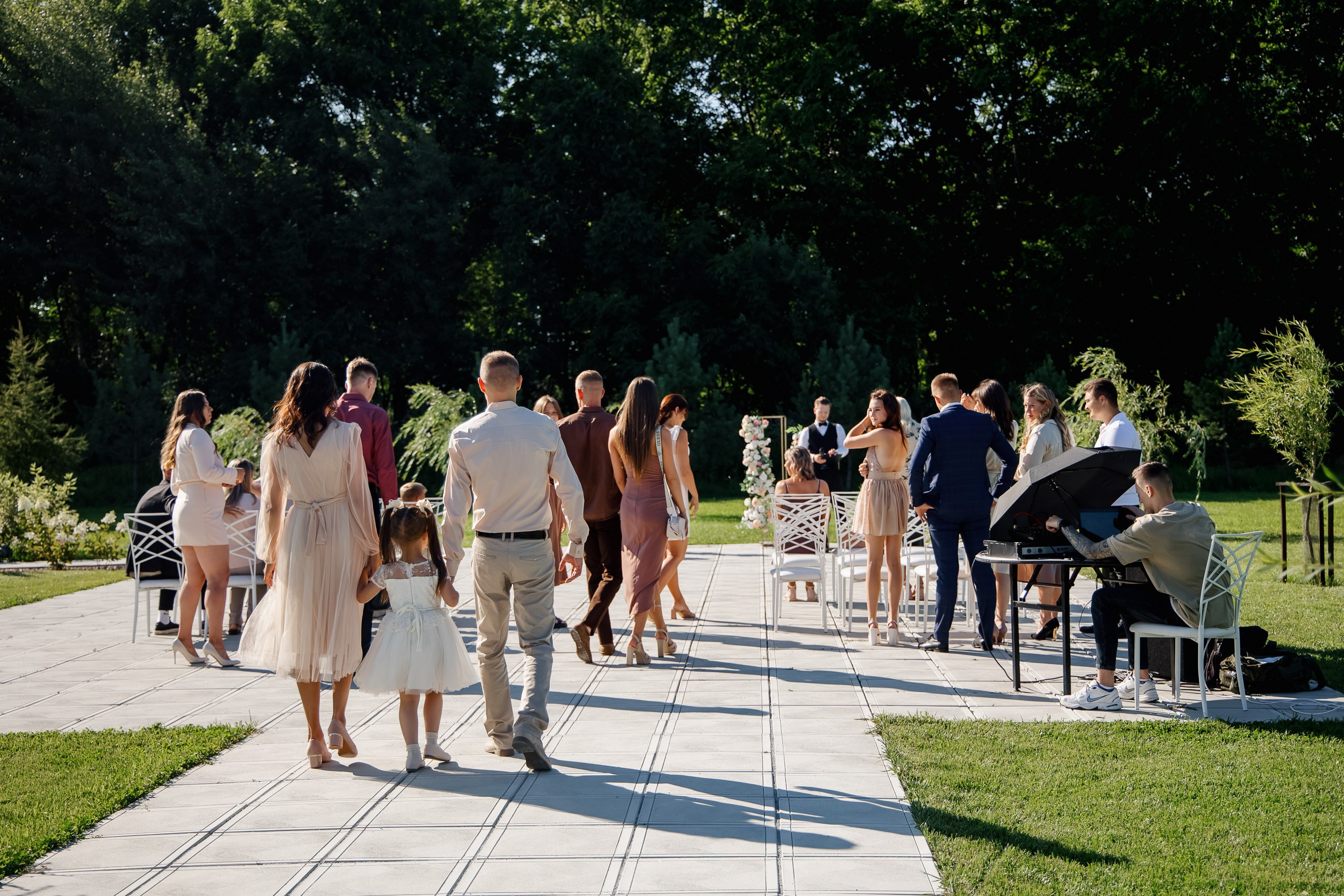 Кристина и Александр. Resches garten. Полный день. Свадебный фотограф в Хабаровске