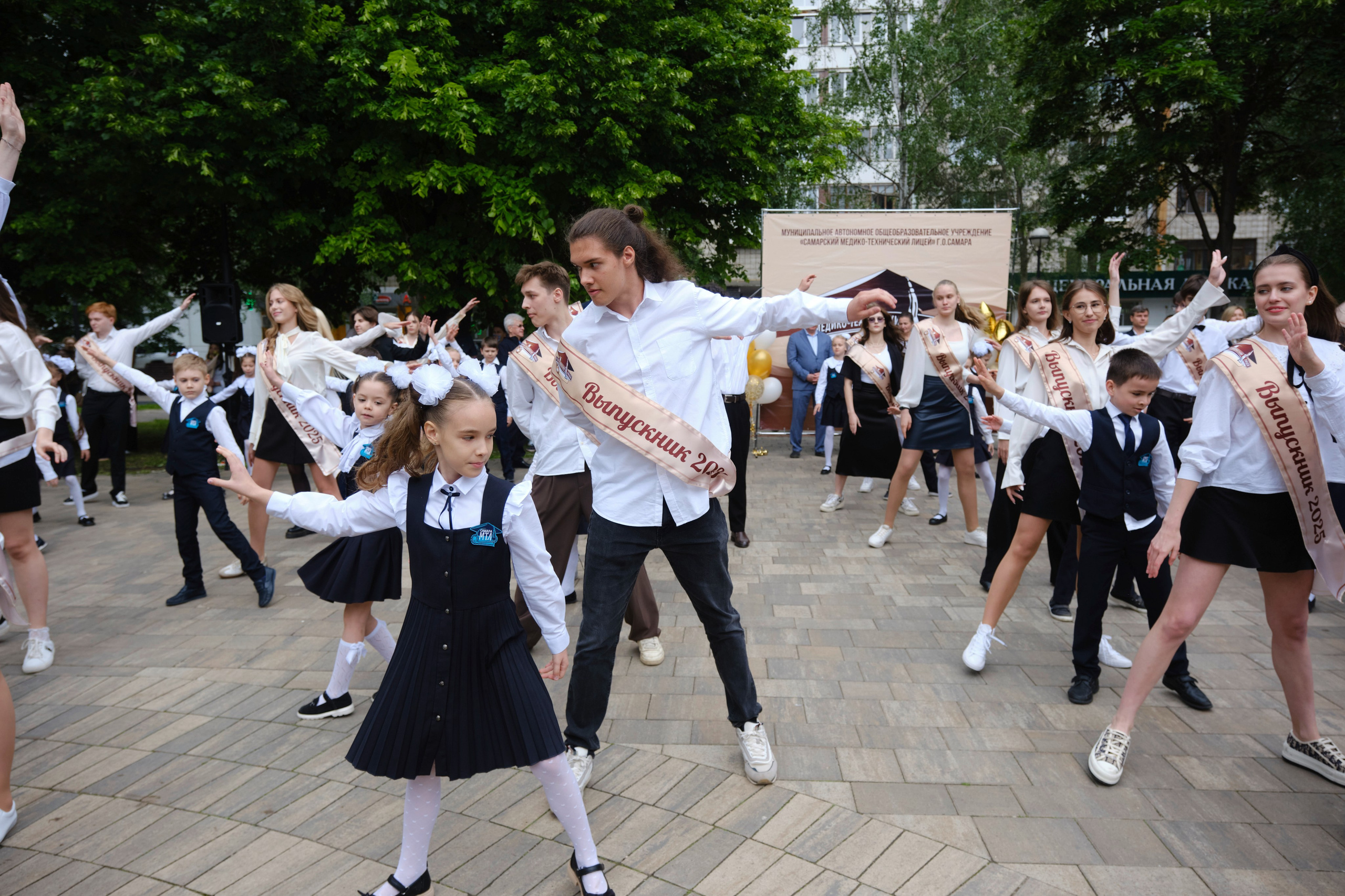 Последний звонок 11 класс. Фотограф в Самаре Татьяна Дубаносова