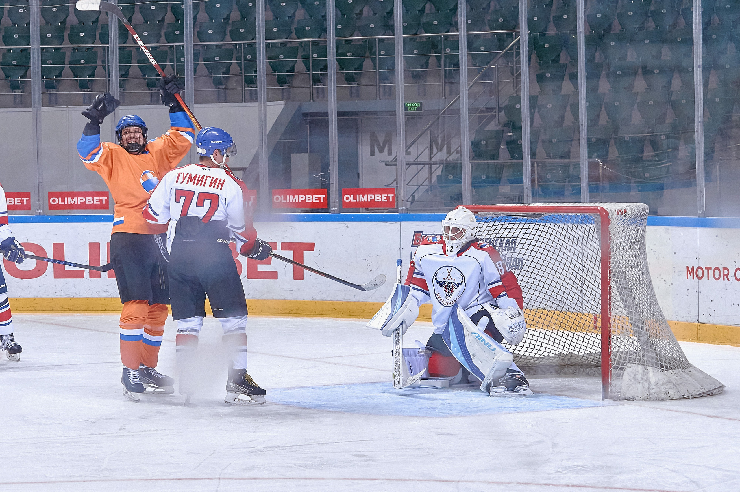 Платинум Арена — Хоккей — РусГидро. Фотограф Яковлев Роман — Красноярск