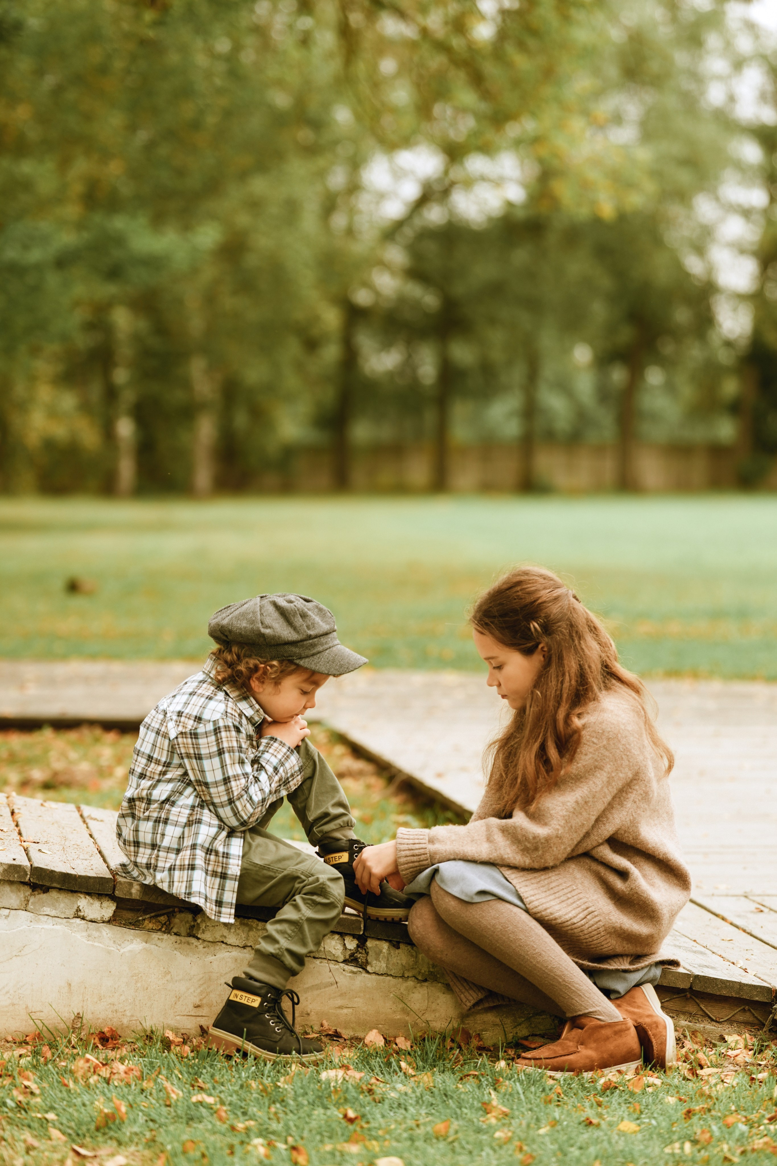 Фотосессия детей на природе в винтажном стиле.
