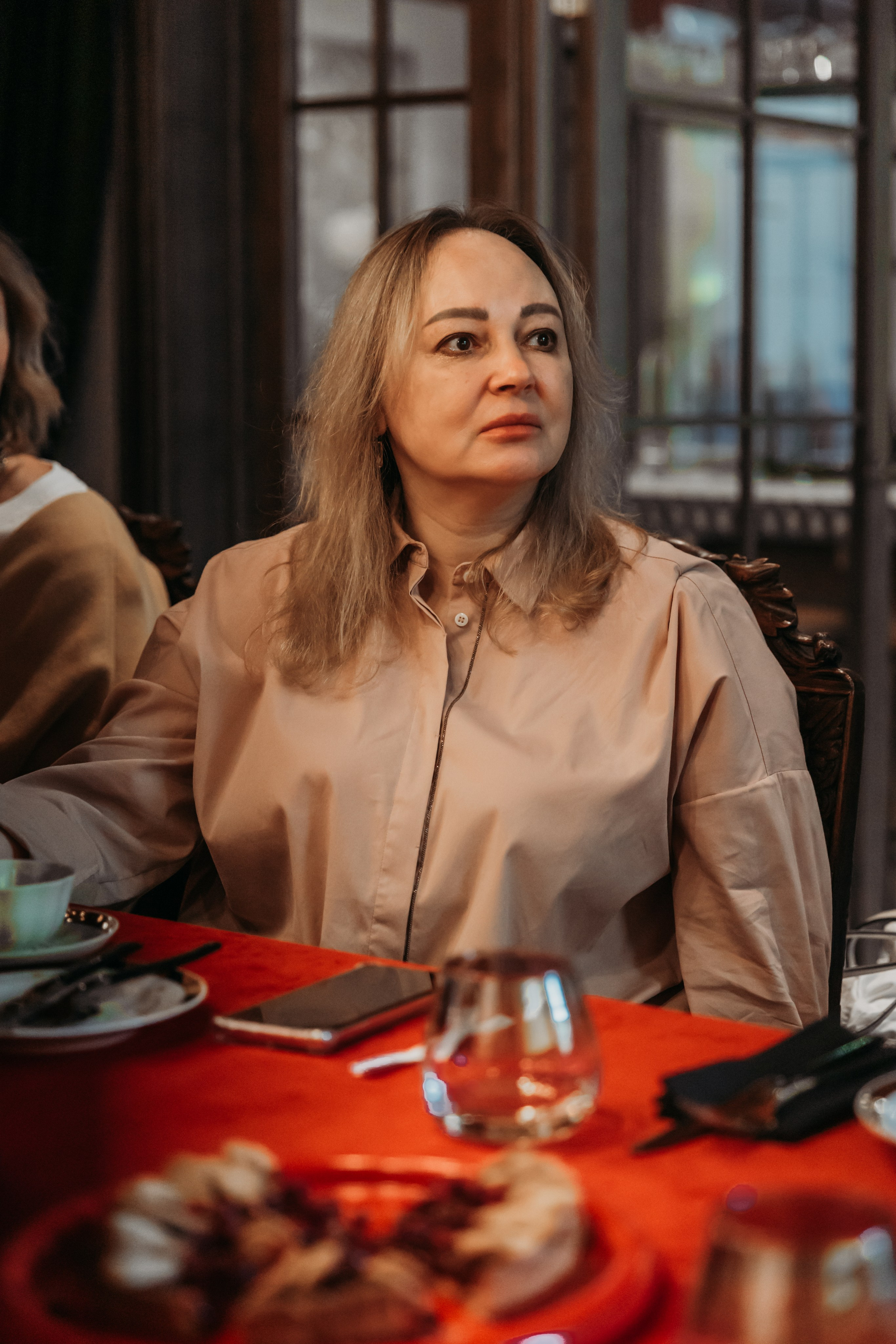 Родные люди «История парфюмерии». Леся Гаранина. Семейный фотограф/видеограф Москва и область