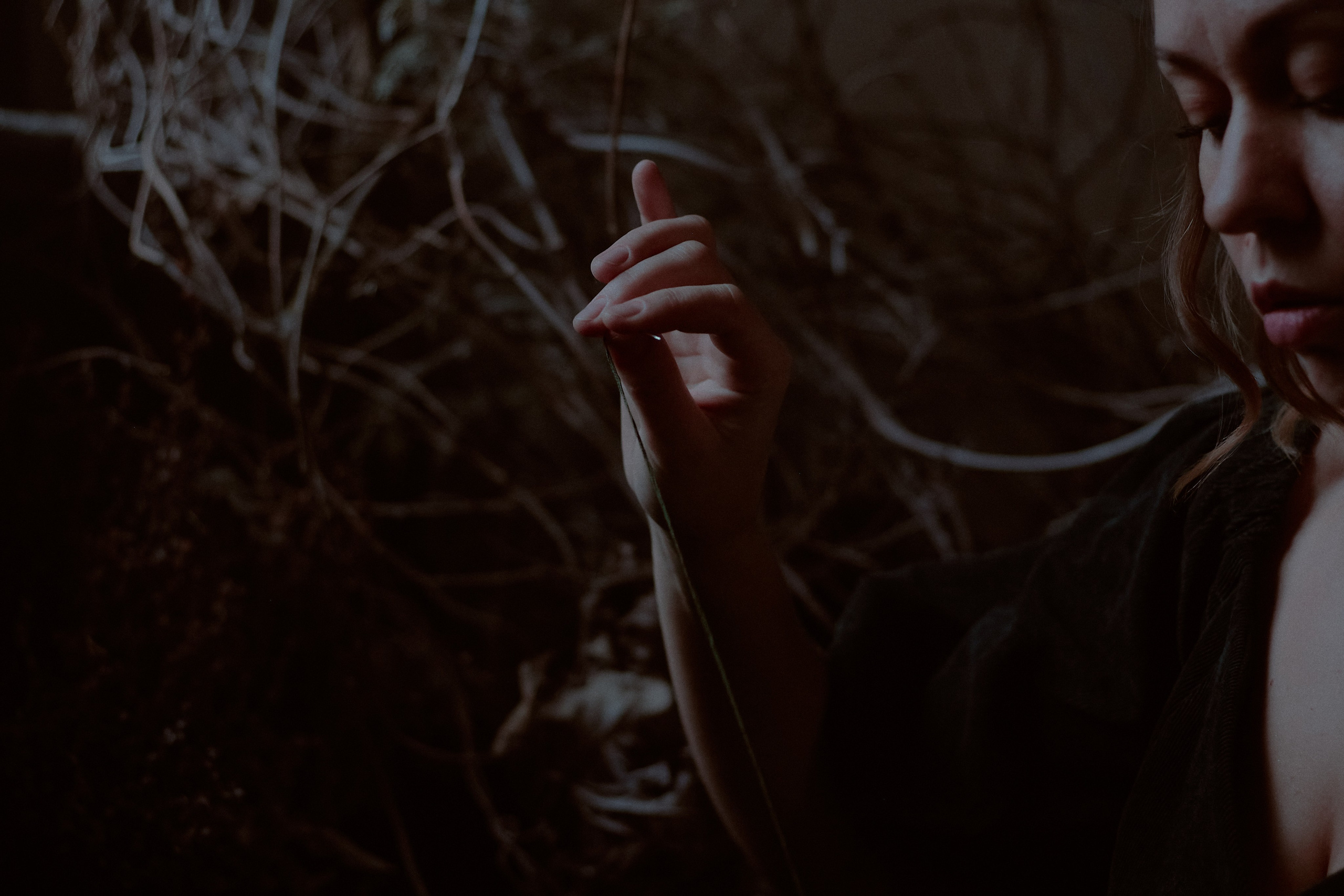 Тень. Фотограф лавстори Москва/МО Приятелева Ангелина