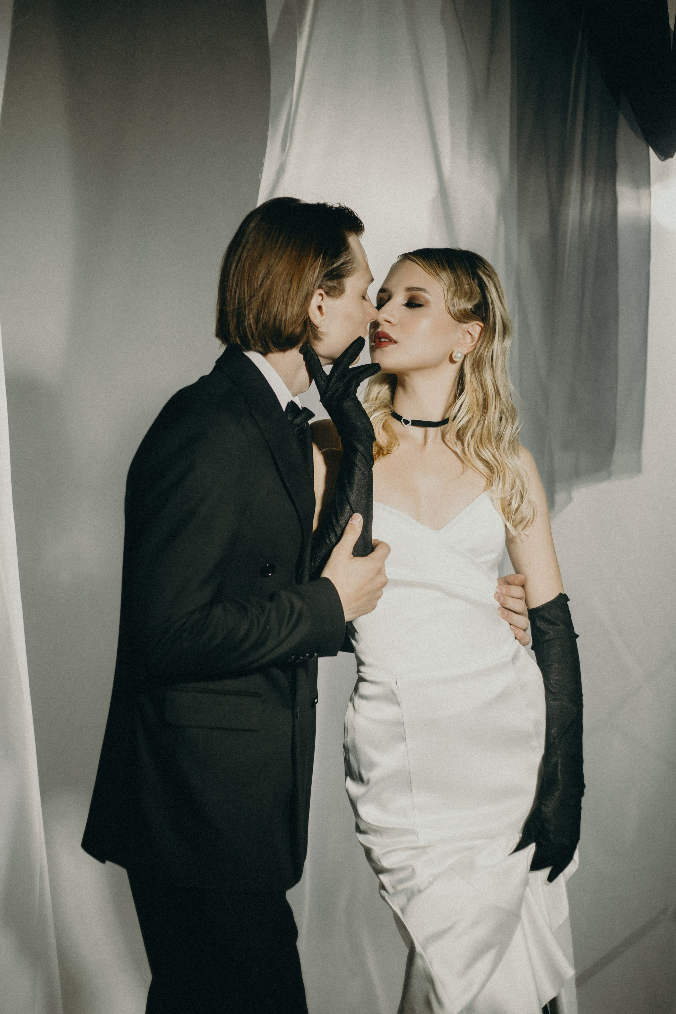 Wedding love-story в студии. Портретный и семейный фотограф в Саратове Елена Шустова