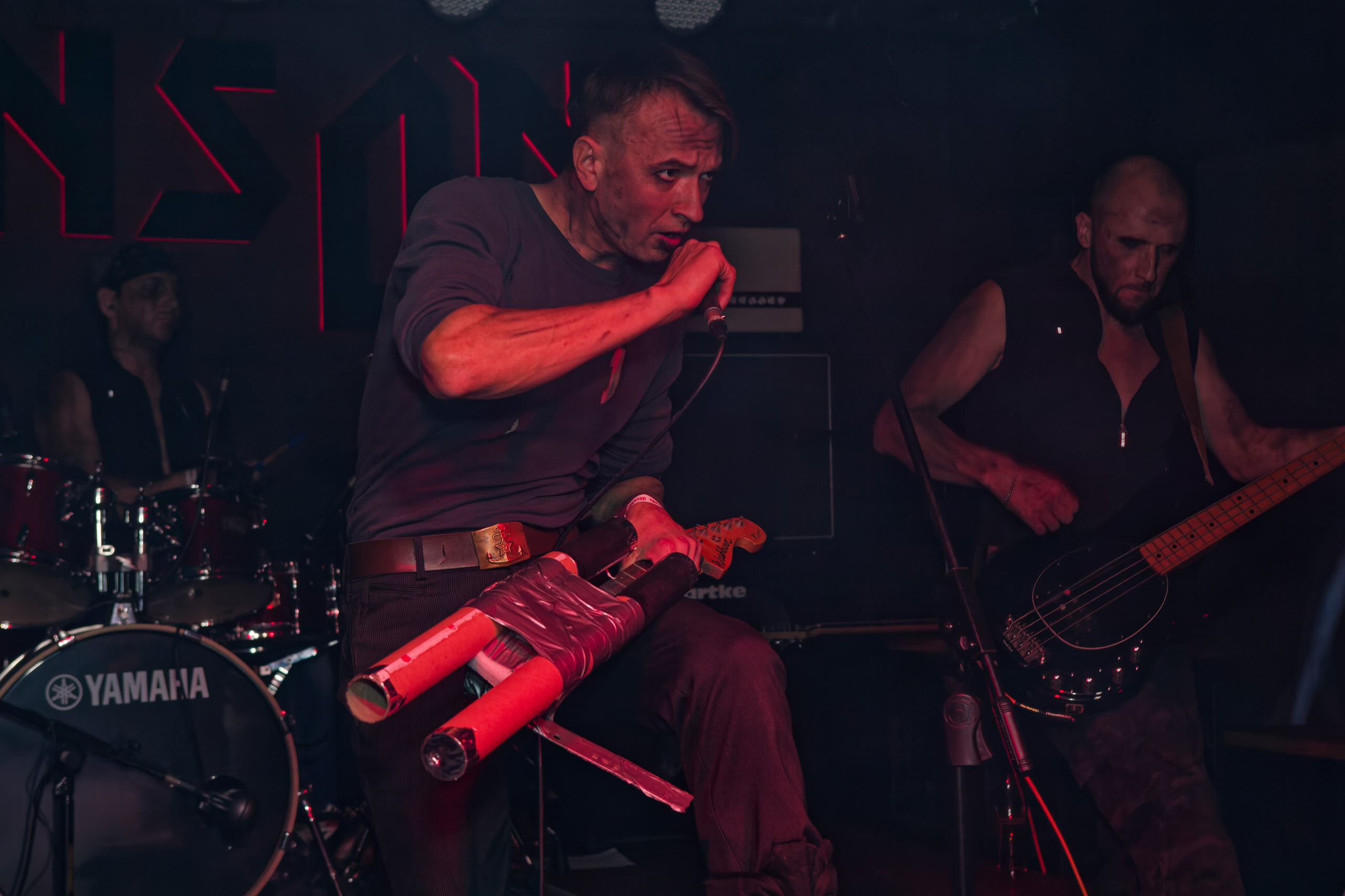 «Страшная вечеринка». Кутузов Евгений Фотограф в Южно-Сахалинске