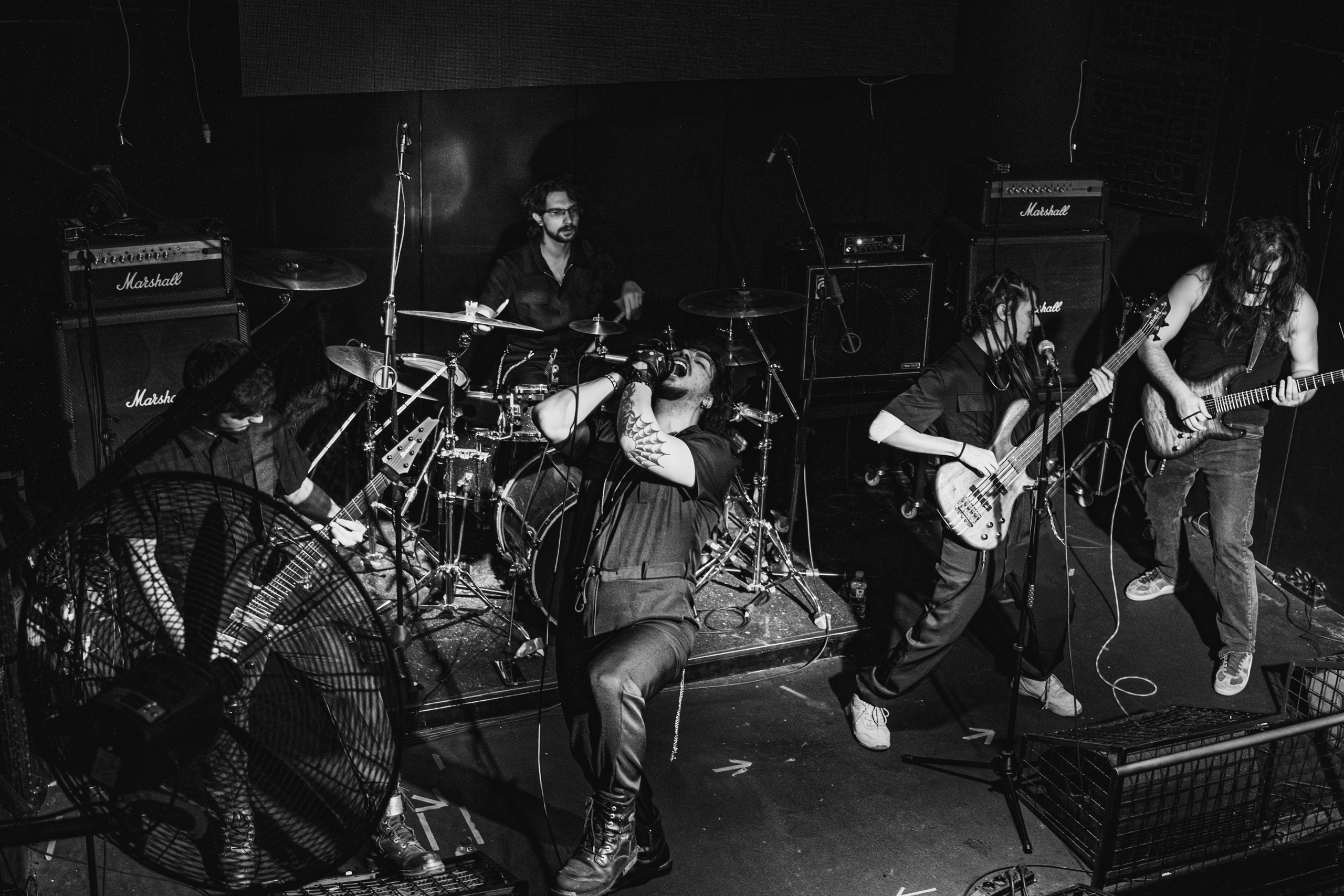 Kriegdown & Gate of Hate 07.02.2026 (Istanbul). Репортажный фотограф в Москве Legiodot