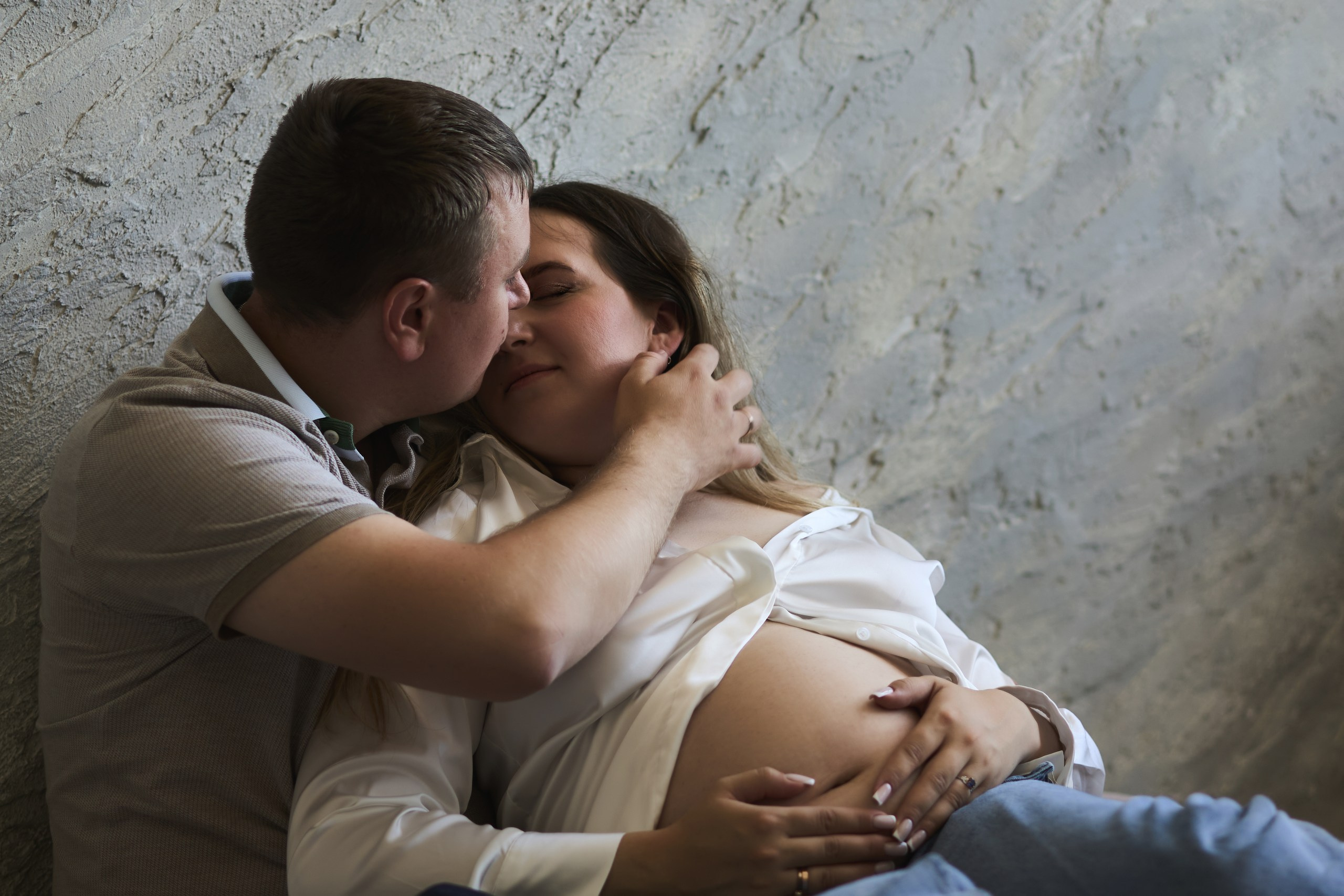 Семейная съемка беременность в студии. Фотограф Екатеринбург Кокшарова Александра