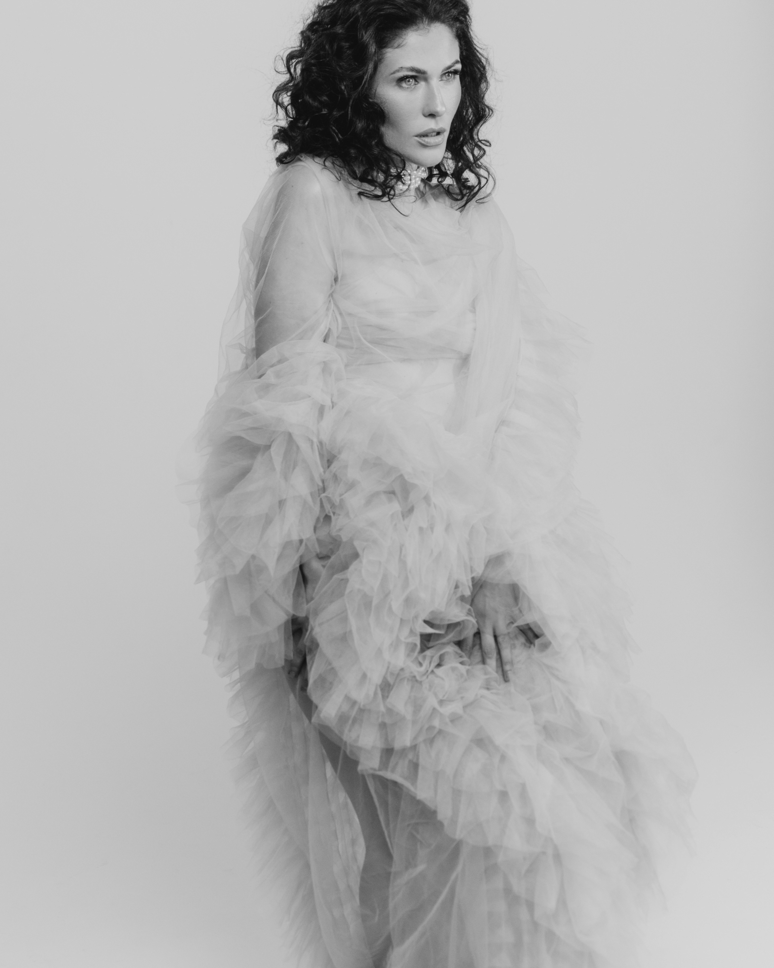 | studio photography fashion | studio studio photography ideas | street photography Фотосессия в студии женская фотосессия женский портрет индивидуальная съемка фотостудии фото идеи идеи для фото фотосессия в туфлях девушка эстетика минимализм образы для фотосессии фотосессия в москве стилист на съемку стилист для фотосессии стилист москва фотосессия под ключ фотосессия в студии фотограф москва съемка для бренда фотосессия для брендасъемка  для блогера контент для блогеров москва контент-съемка