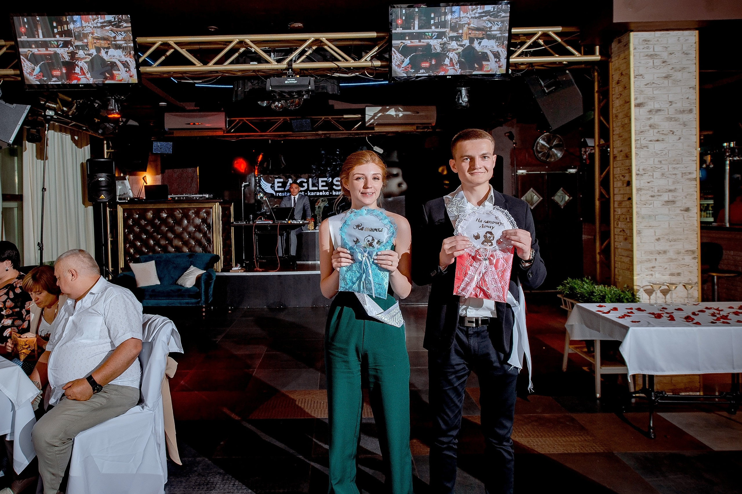 Свадьба в Ивантеевке летом полный день. Свадебный и семейный фотограф Виктория Носачёва. Щелково, Москва и МО